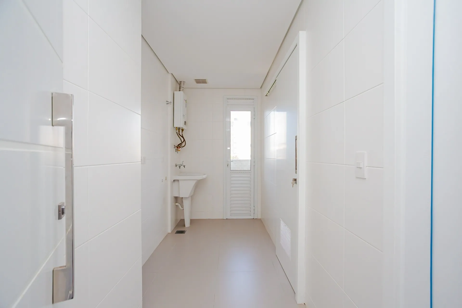 Apartamento de 3 Suítes à Venda no Edifício Lord Premium | Água Verde  Curitiba — foto 12
