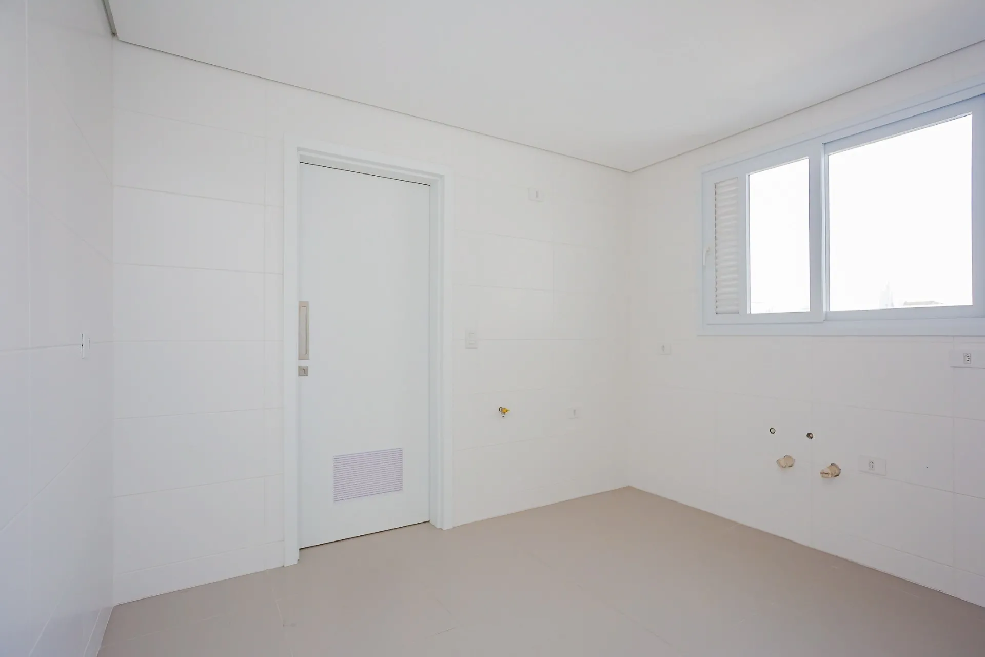Apartamento de 3 Suítes à Venda no Edifício Lord Premium | Água Verde  Curitiba — foto 8