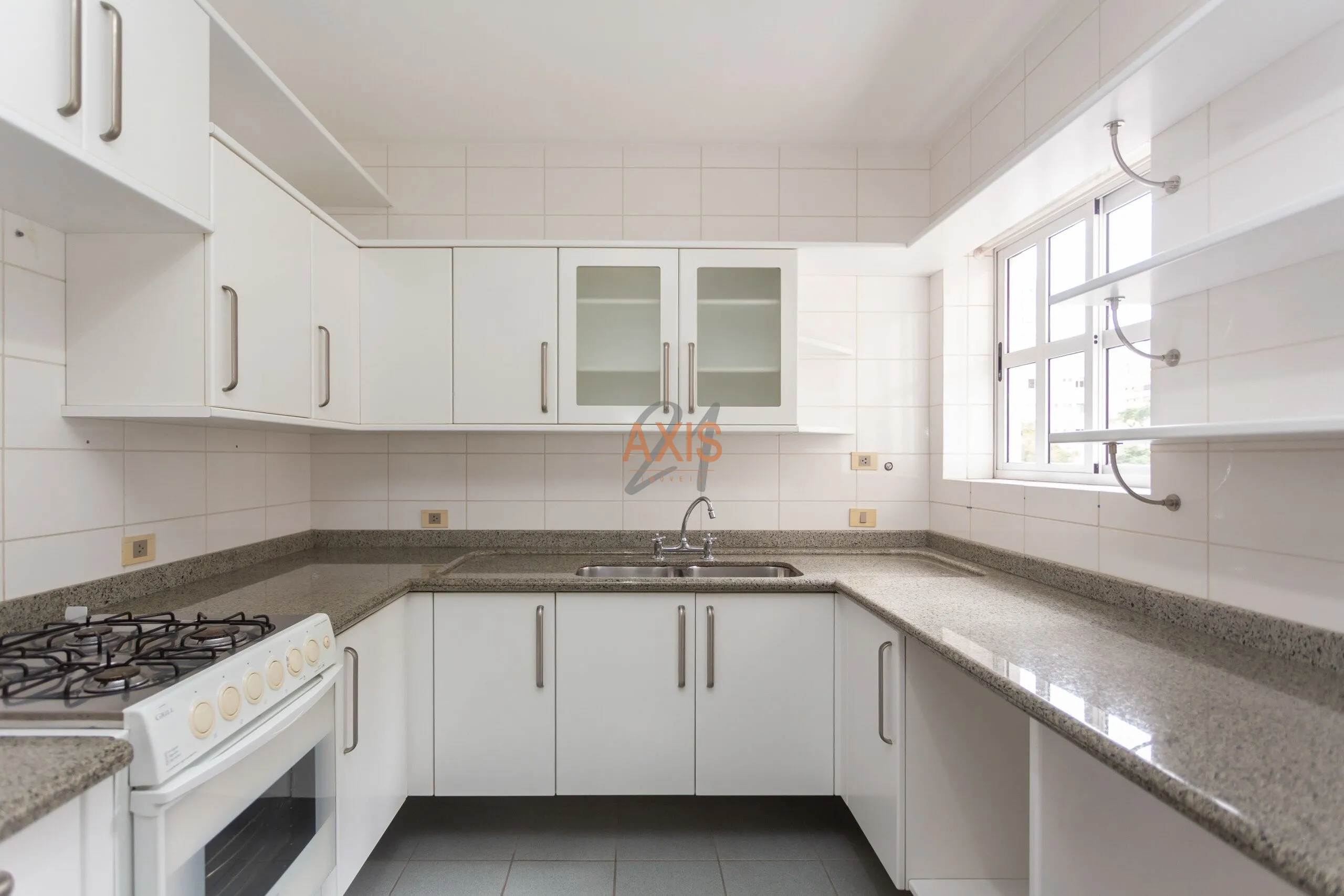 Apartamento de 4 Quartos  à Venda no Edifício Place Royale | Bigorrilho Curitiba — foto 6