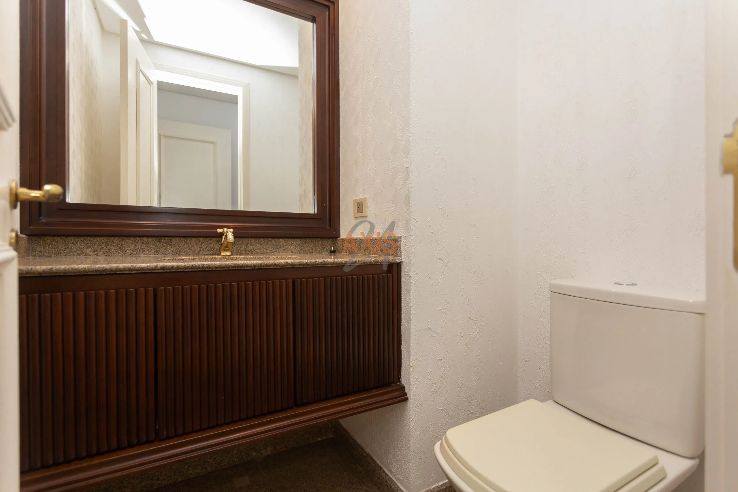 Apartamento de 4 Quartos  à Venda no Edifício Place Royale | Bigorrilho Curitiba — foto 4