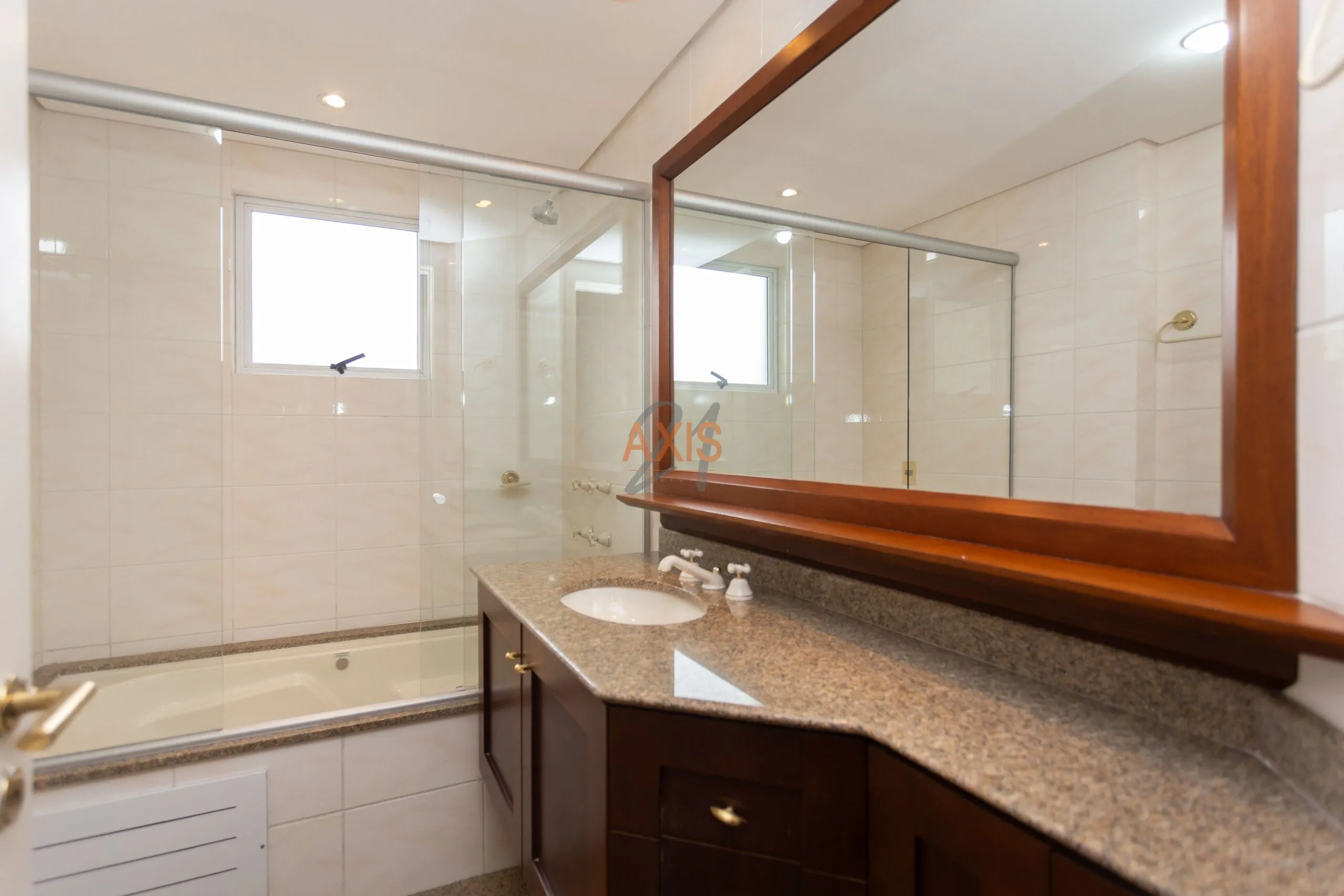 Apartamento de 4 Quartos  à Venda no Edifício Place Royale | Bigorrilho Curitiba — foto 14