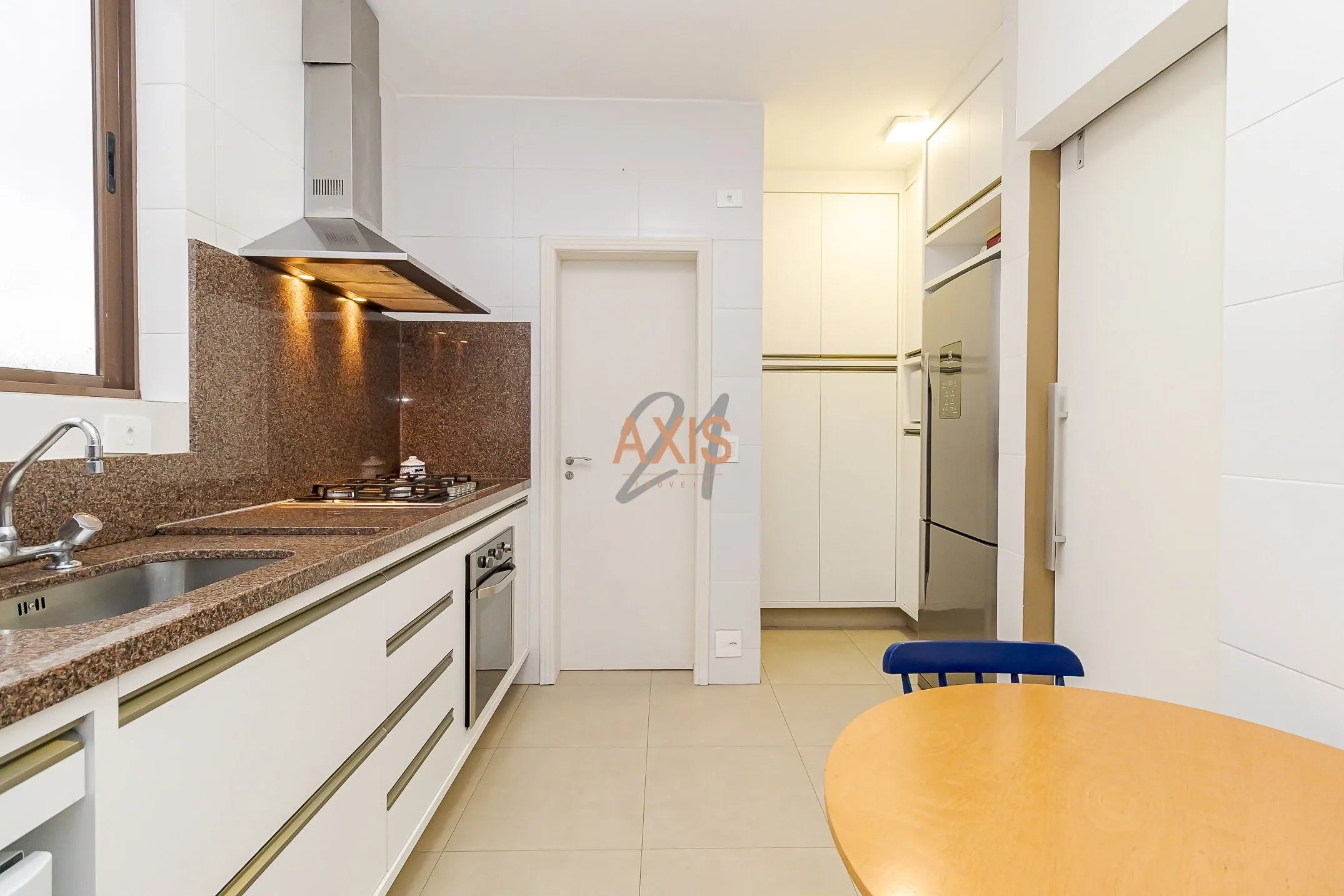 Apartamento de 4 Quartos à Venda no Edifício Sunset Boulevard | Alto da XV  Curitiba — foto 7