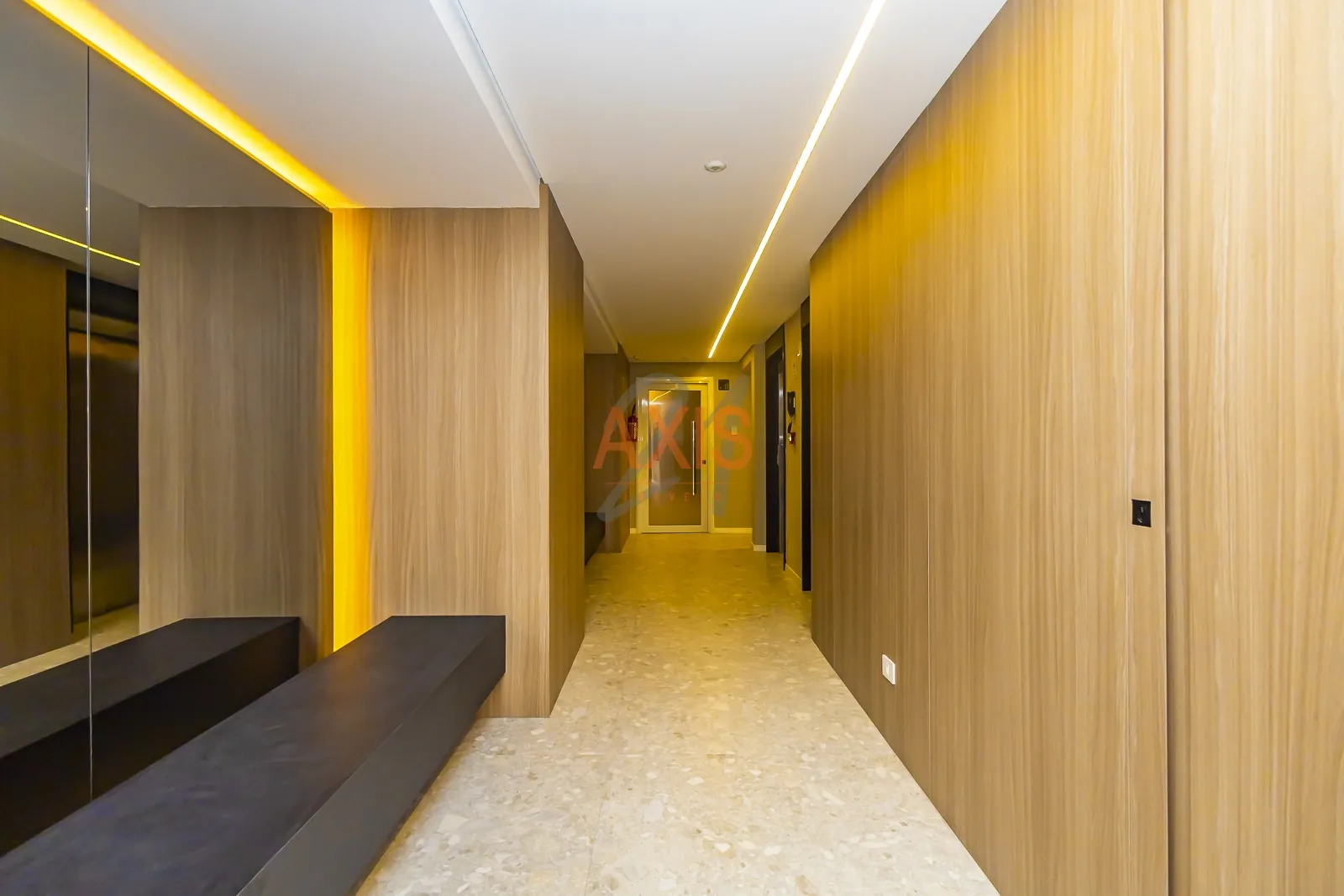 Apartamento de 2 Suítes à Venda no Edifício Gran Solare | Cristo Rei  Curitiba — foto 6