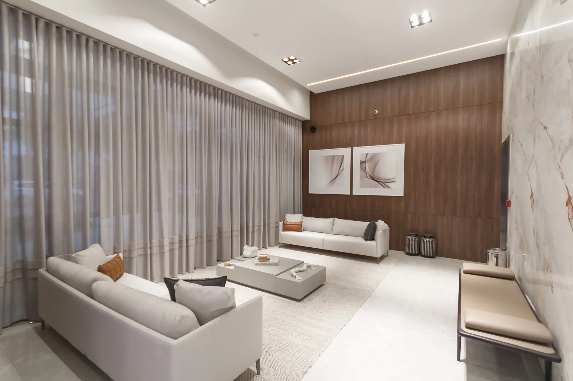Apartamento de 3 Suítes à Venda no Edifício Mirage Silva Jardim | Batel  Curitiba — foto 25
