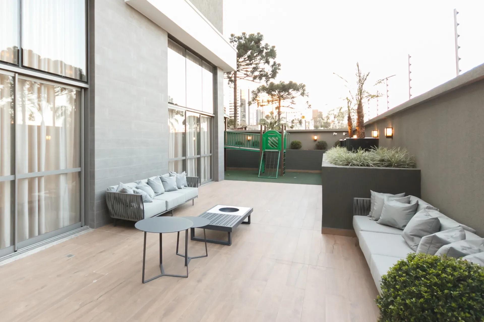 Apartamento de 3 Suítes à Venda no Edifício Mirage Silva Jardim | Batel  Curitiba — foto 39
