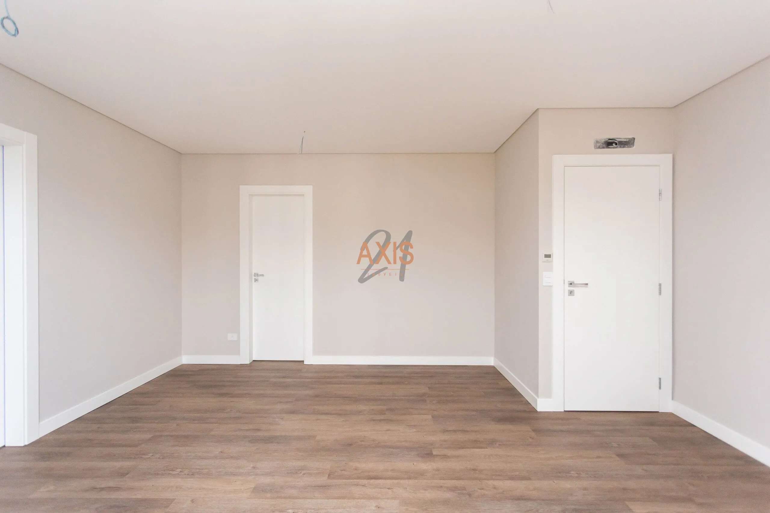 Apartamento de 3 Suítes à Venda no Edifício Carmen | Água Verde Curitiba — foto 9