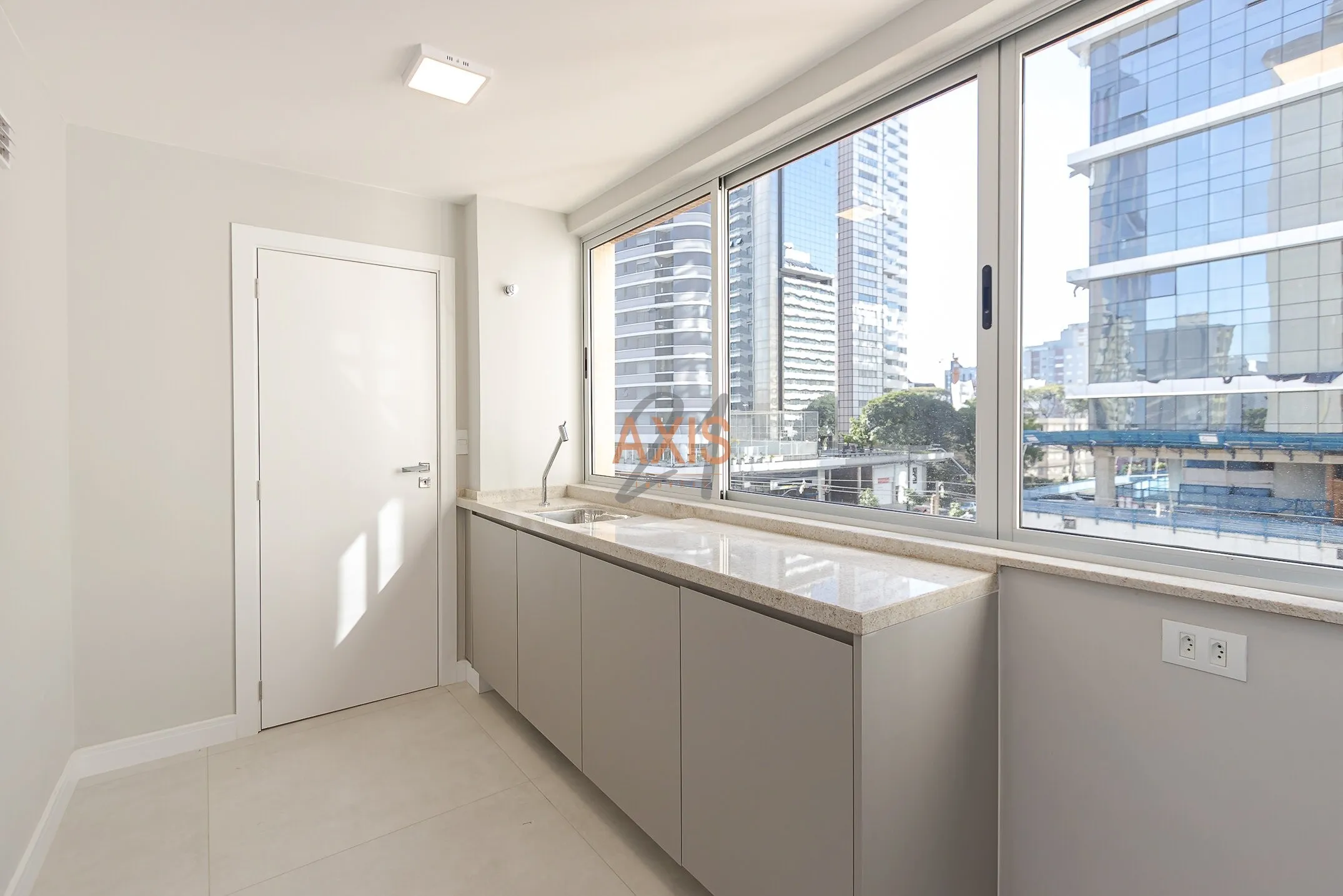 Apartamento de 3 Quartos à Venda no Edifício Patrícia | Juvevê Curitiba — foto 5