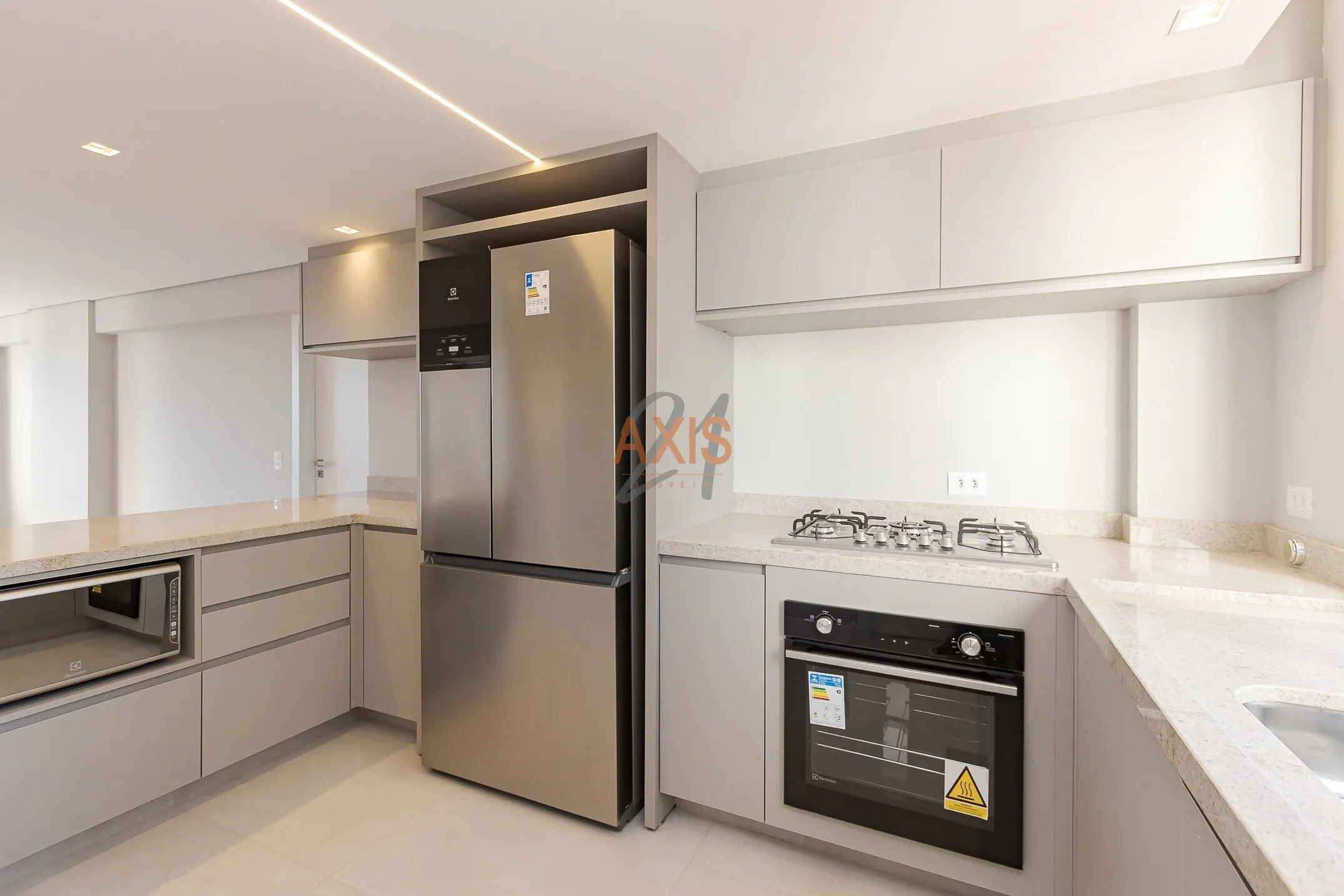 Apartamento de 3 Quartos à Venda no Edifício Patrícia | Juvevê Curitiba — foto 4