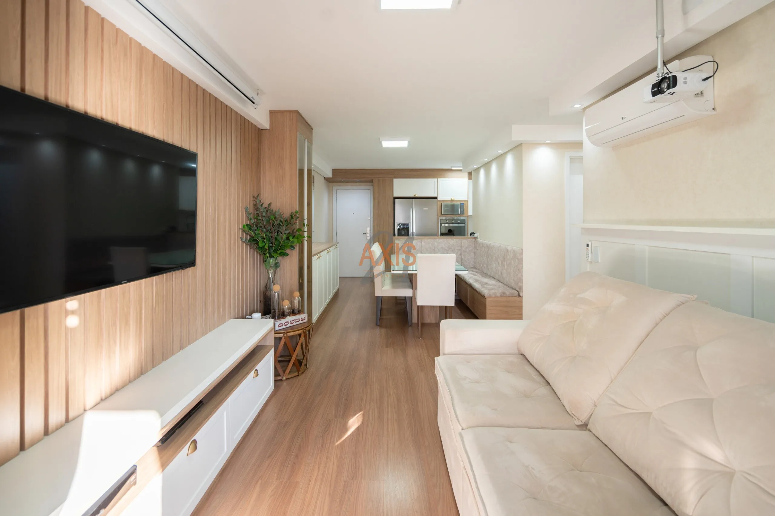 Apartamento de 2 Quartos à Venda no Edifício The Five East Batel | Centro  Curitiba — foto 3