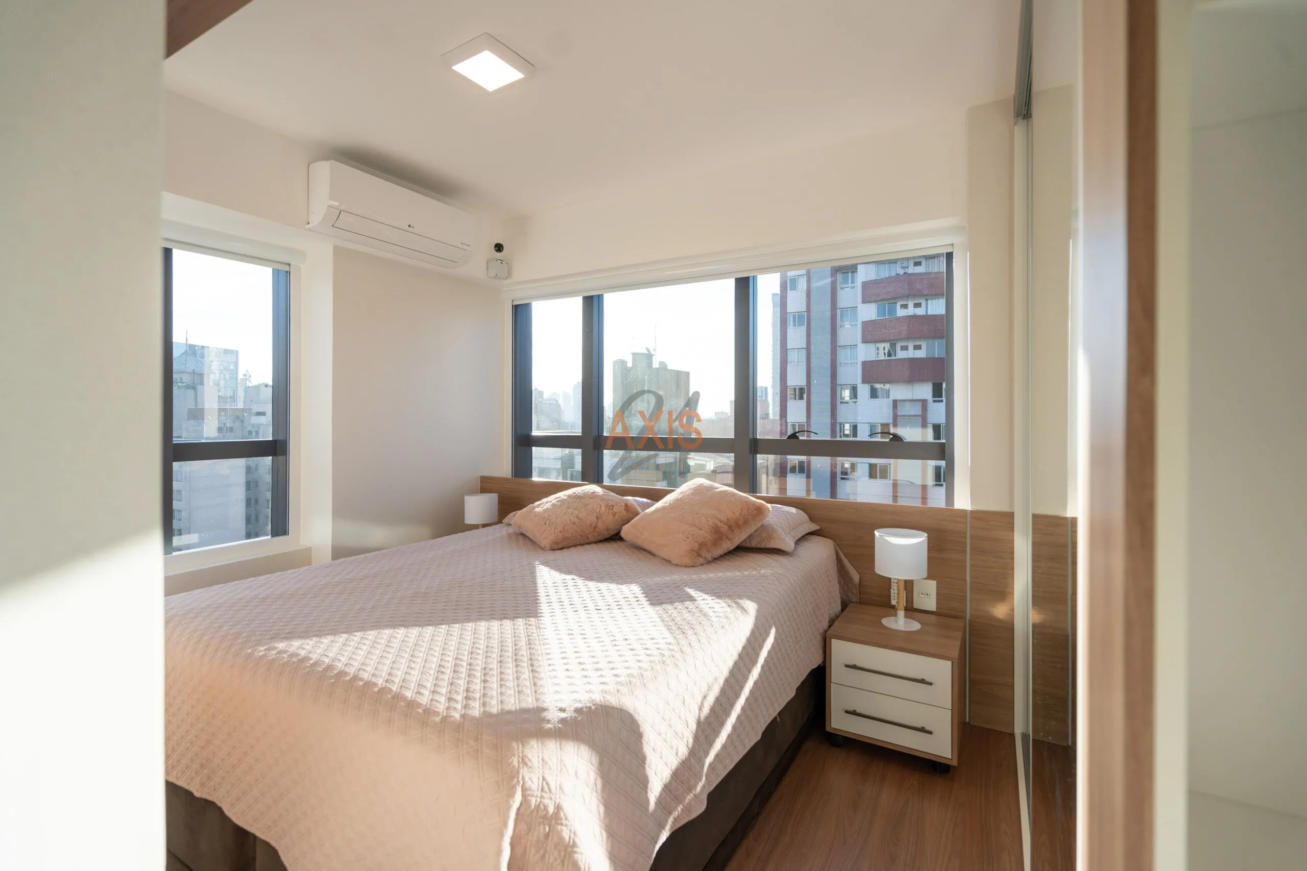 Apartamento de 2 Quartos à Venda no Edifício The Five East Batel | Centro  Curitiba — foto 10