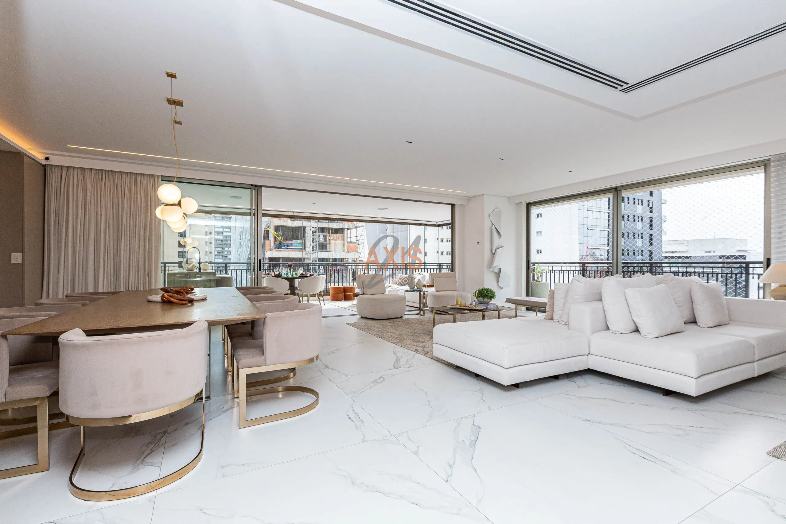 Apartamento de 3 Suítes à Venda no Edifício Rio Rhone | Batel  Curitiba — foto 8