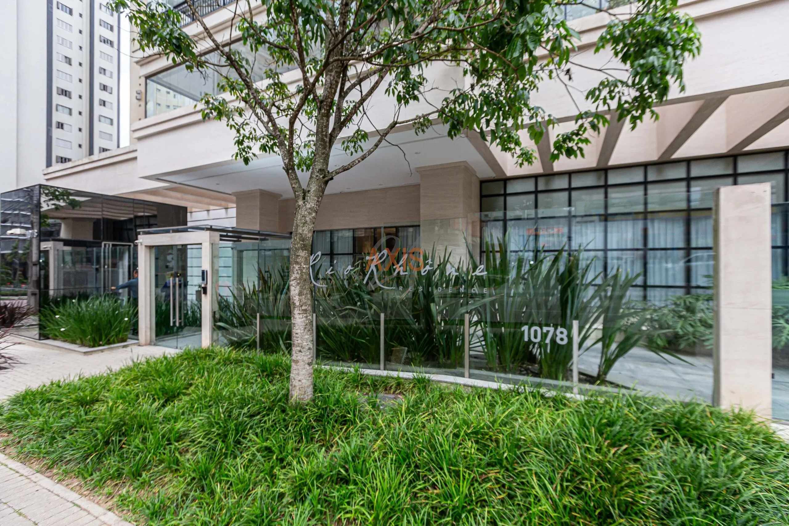 Apartamento de 3 Suítes à Venda no Edifício Rio Rhone | Batel  Curitiba — foto 38