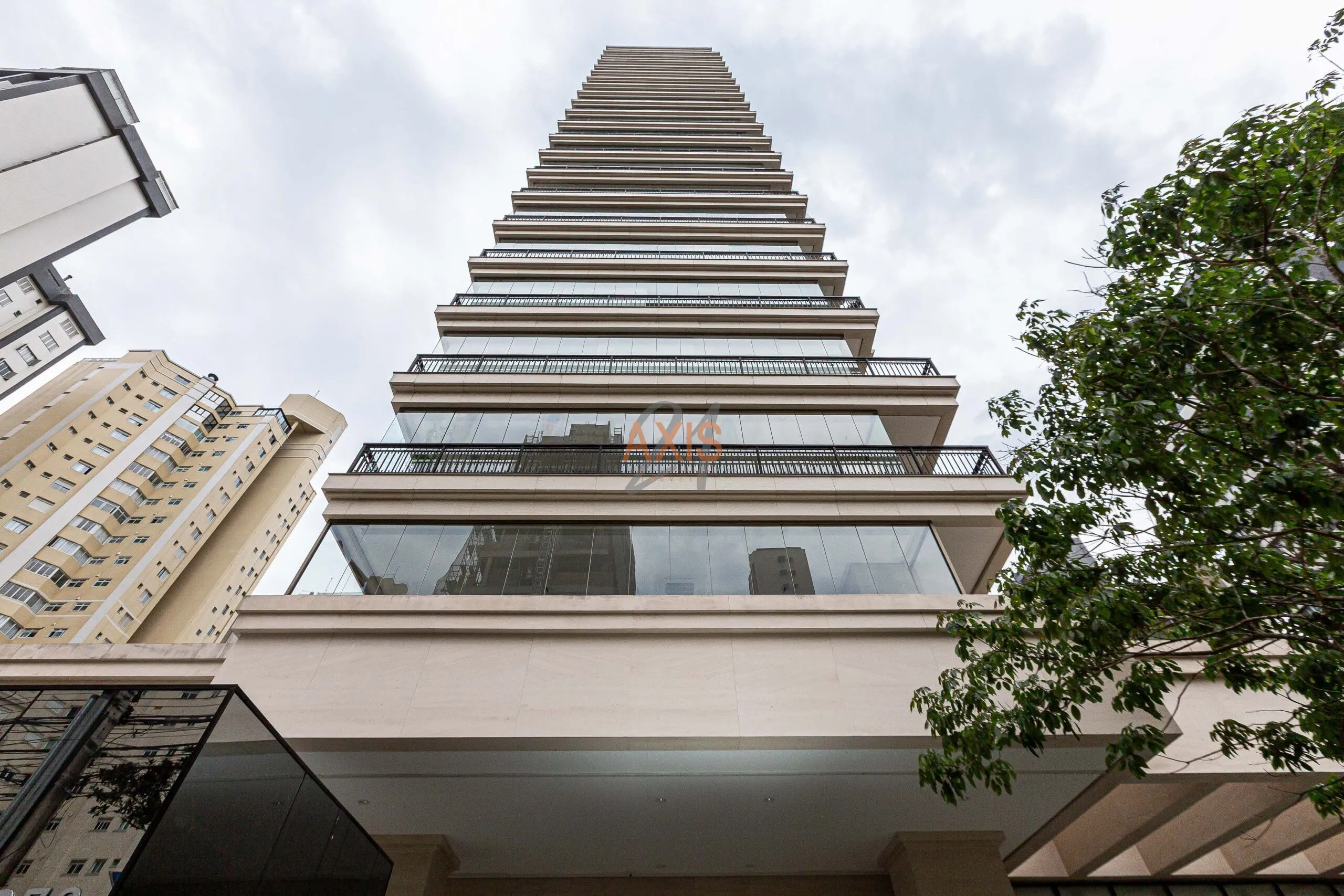 Apartamento de 3 Suítes à Venda no Edifício Rio Rhone | Batel  Curitiba — foto 39