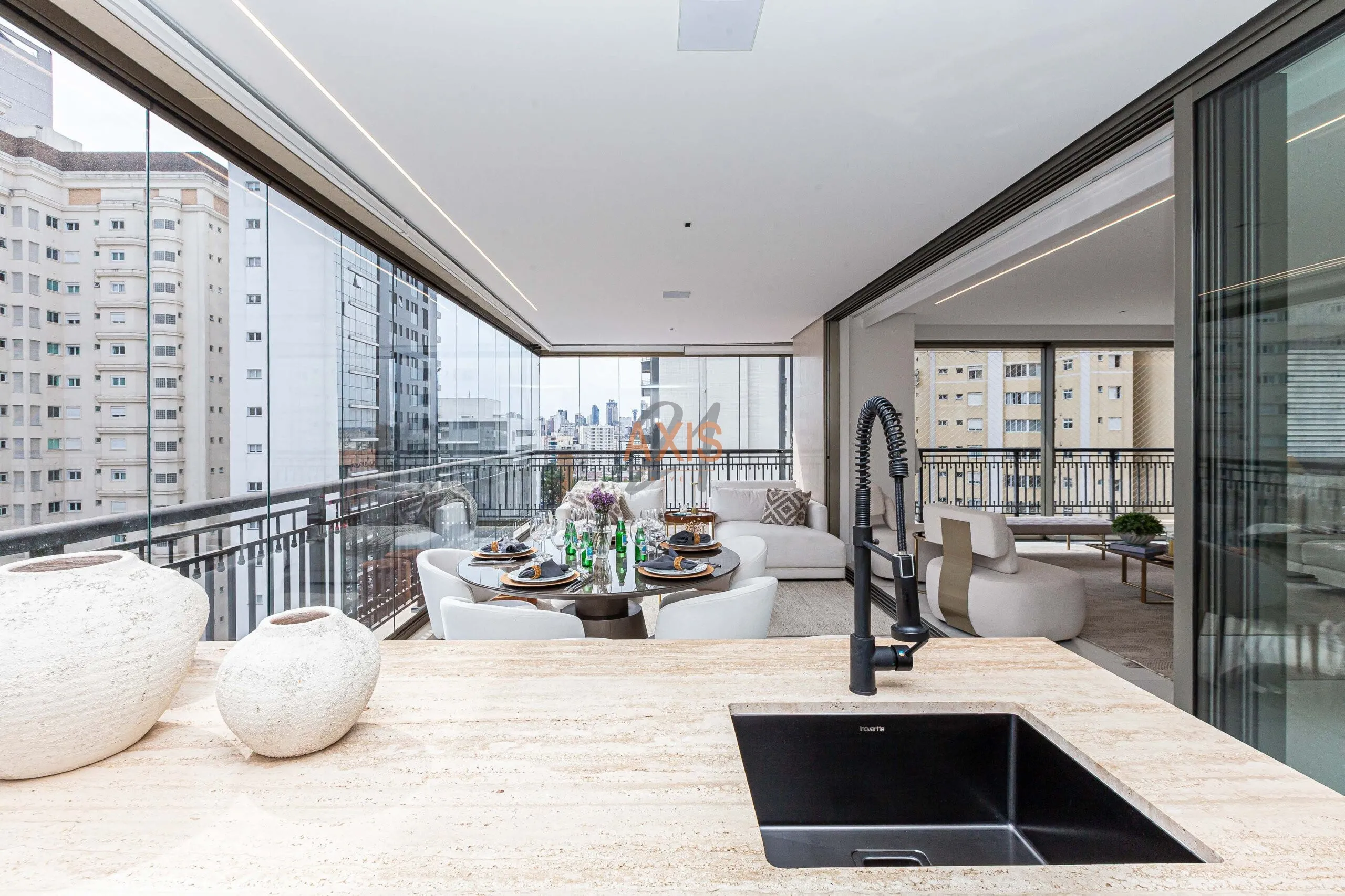 Apartamento de 3 Suítes à Venda no Edifício Rio Rhone | Batel  Curitiba — foto 3