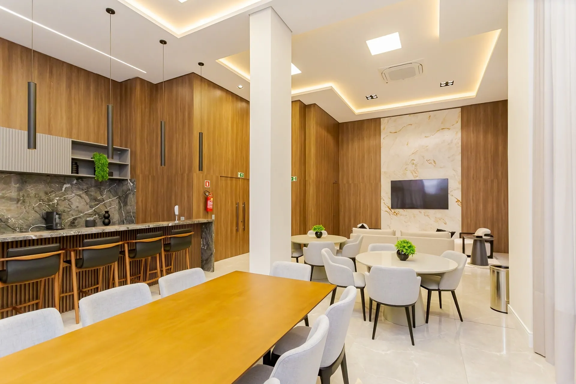 Apartamento de 3 Suítes  à Venda no Edifício Mirage Silva Jardim | Batel Curitiba — foto 25