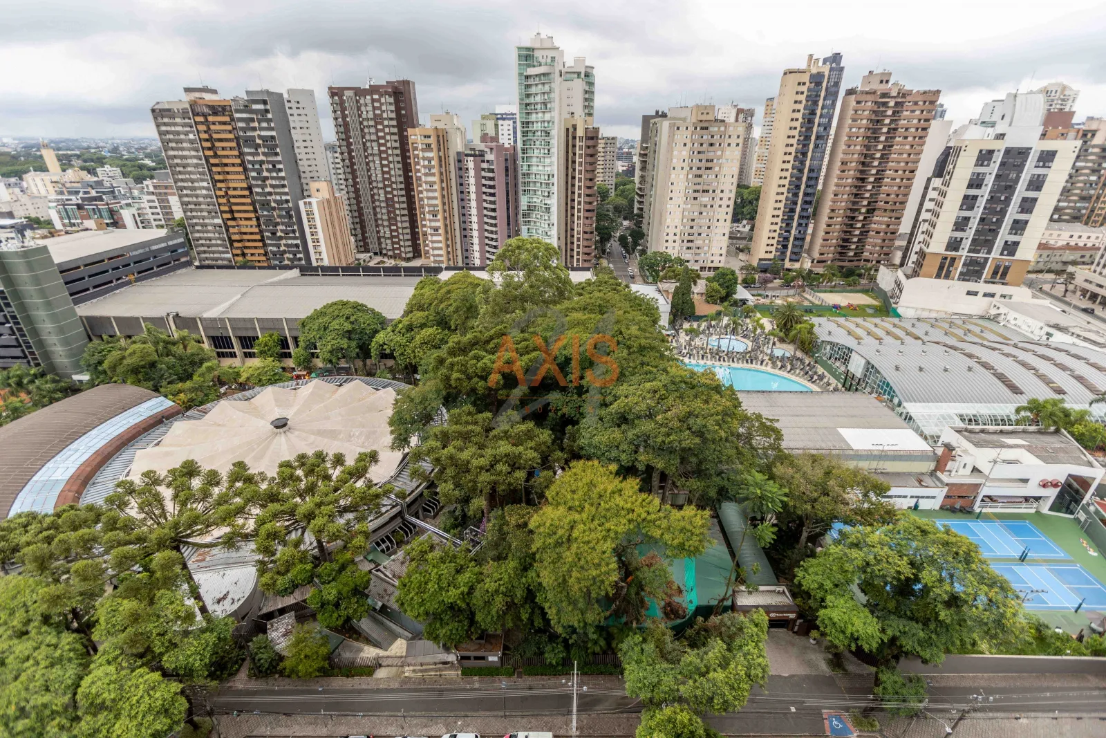 Apartamento de 3 Suítes à Venda no Edifício Epic | Água Verde Curitiba — foto 7