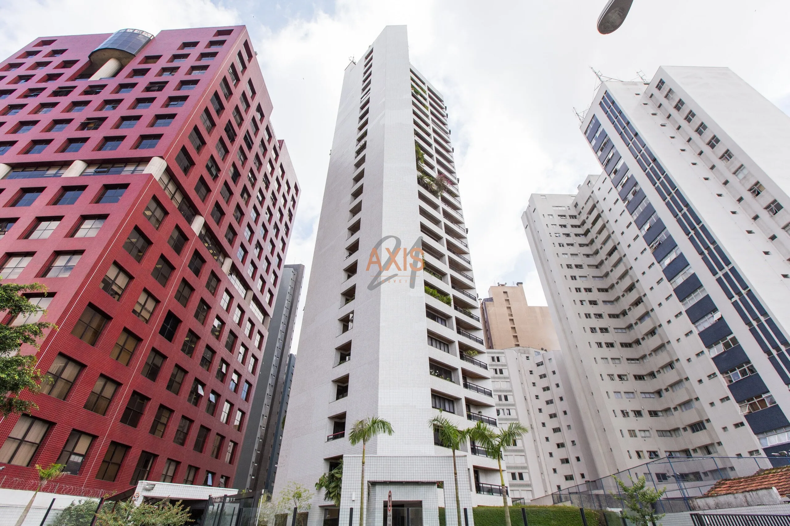 Apartamento de 5 Quartos à Venda no Edifício Bougainville  | Batel Curitiba — foto 1