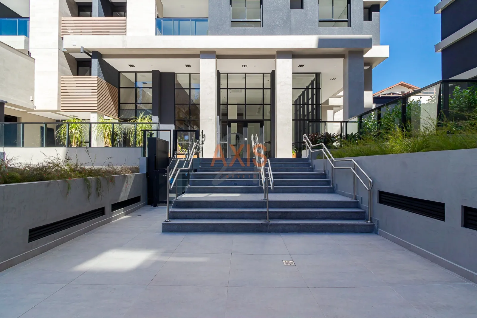 Apartamento de 3 Suítes à Venda no Edifício Casamia | Bigorrilho Curitiba — foto 2