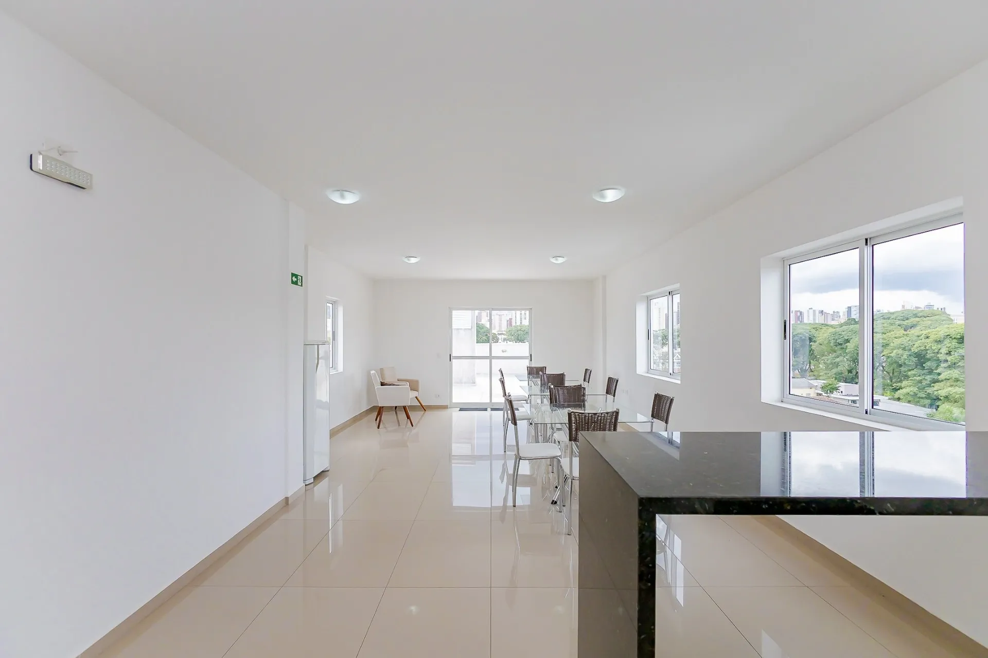Apartamento de 2 Quartos à Venda no Edifício Villagio Bianco  | Água Verde Curitiba — foto 26