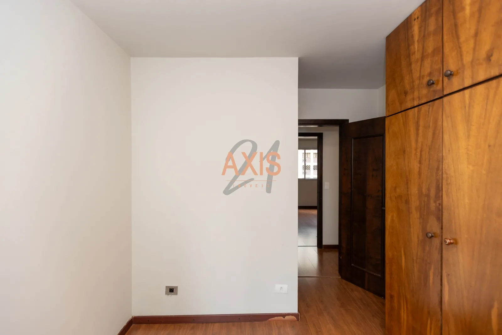Apartamento de 3 Quartos à Venda no Edifício Bardauni | Batel Curitiba — foto 9