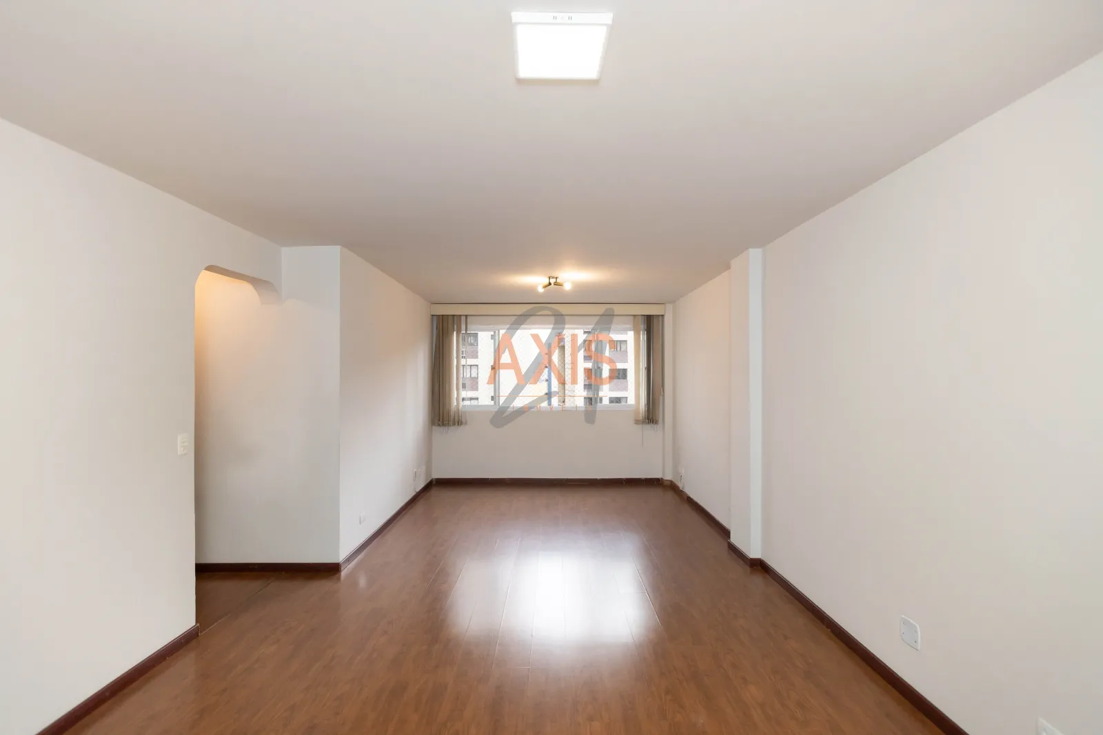 Apartamento de 3 Quartos à Venda no Edifício Bardauni | Batel Curitiba — foto 1