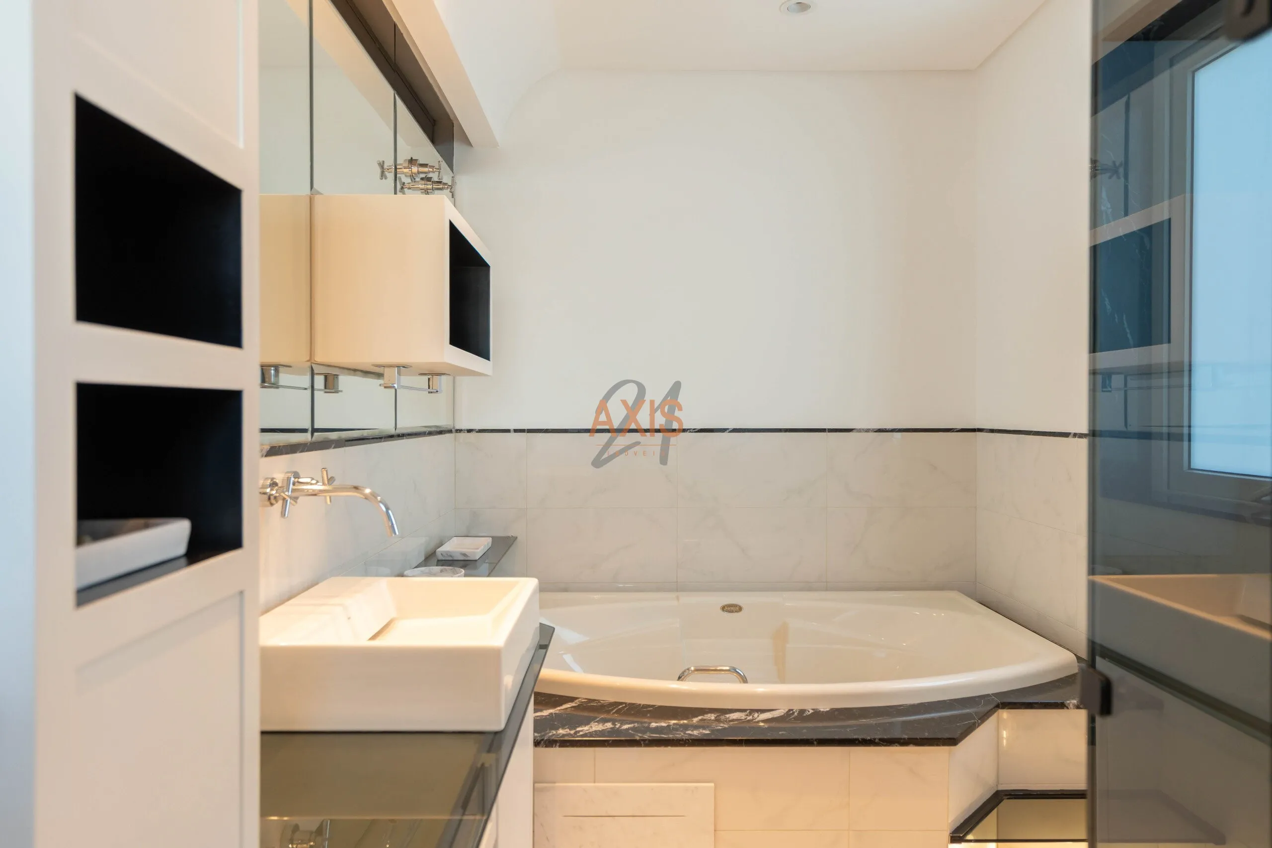 Casa de 4 Suítes à Venda na Rua Teófilo Soares Gomes | Jardim Social  Curitiba — foto 38
