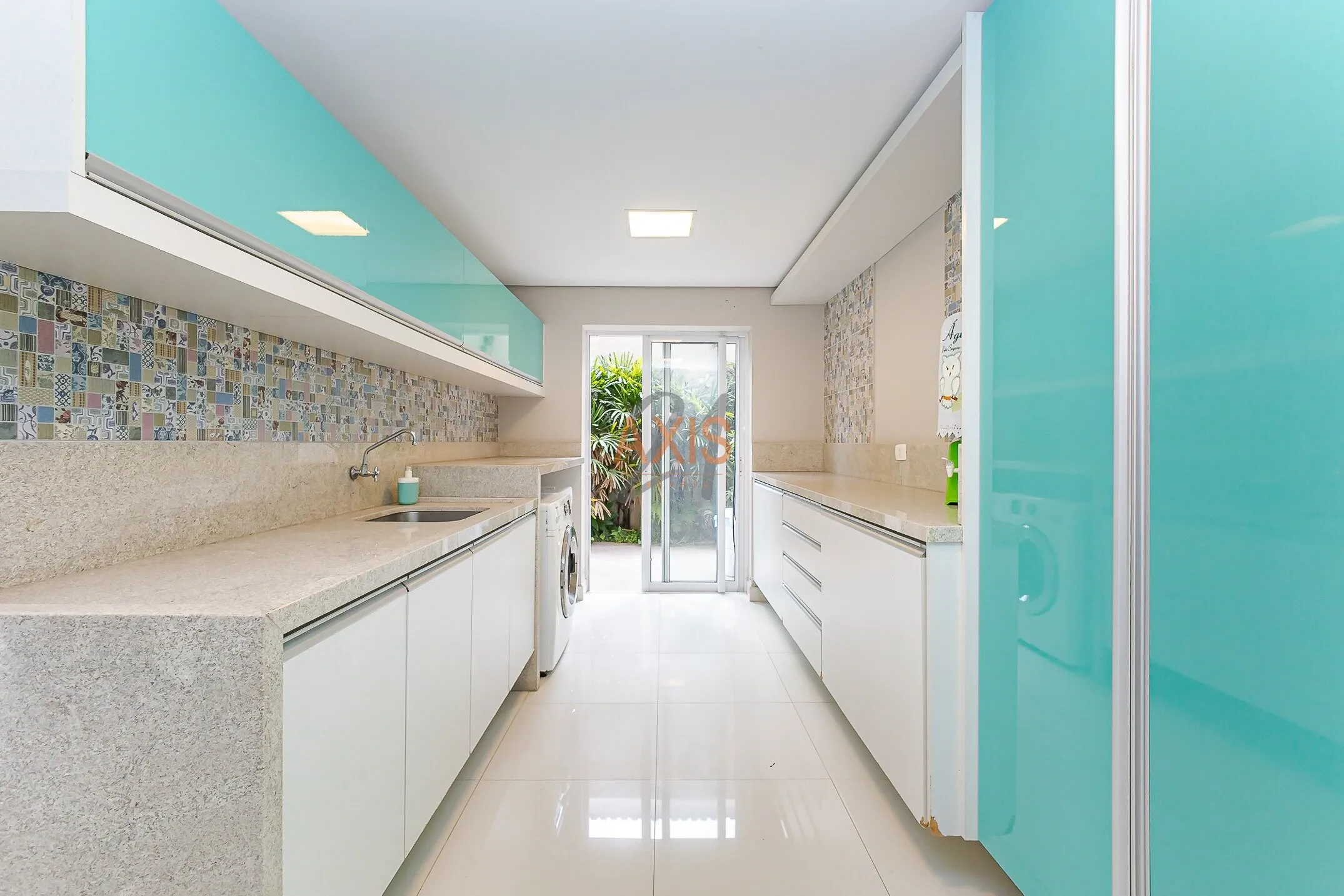 Casa de 5 Suítes à Venda na Rua Francisco Castellano | Jardim das Américas Curitiba — foto 22