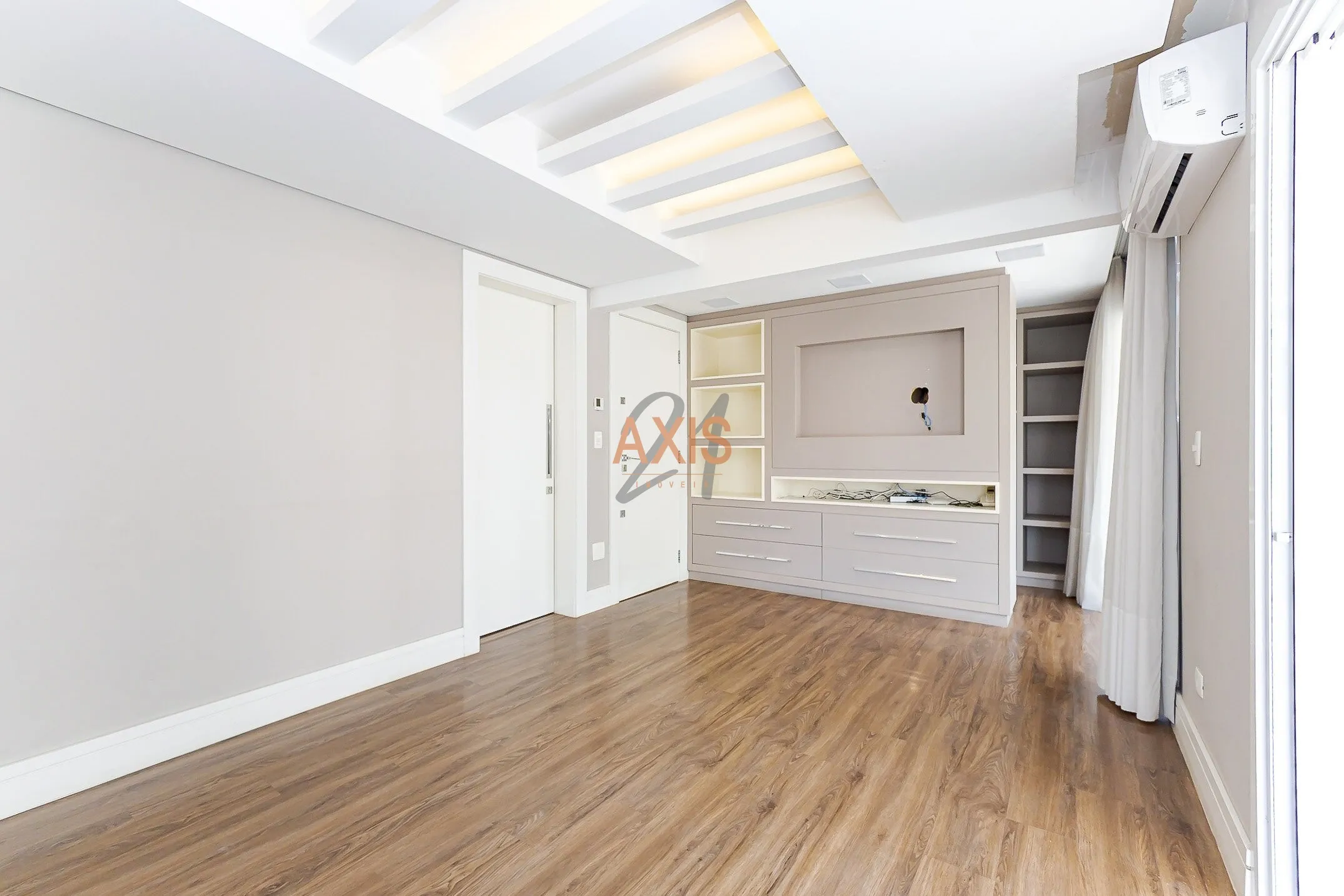 Casa de 5 Suítes à Venda na Rua Francisco Castellano | Jardim das Américas Curitiba — foto 36