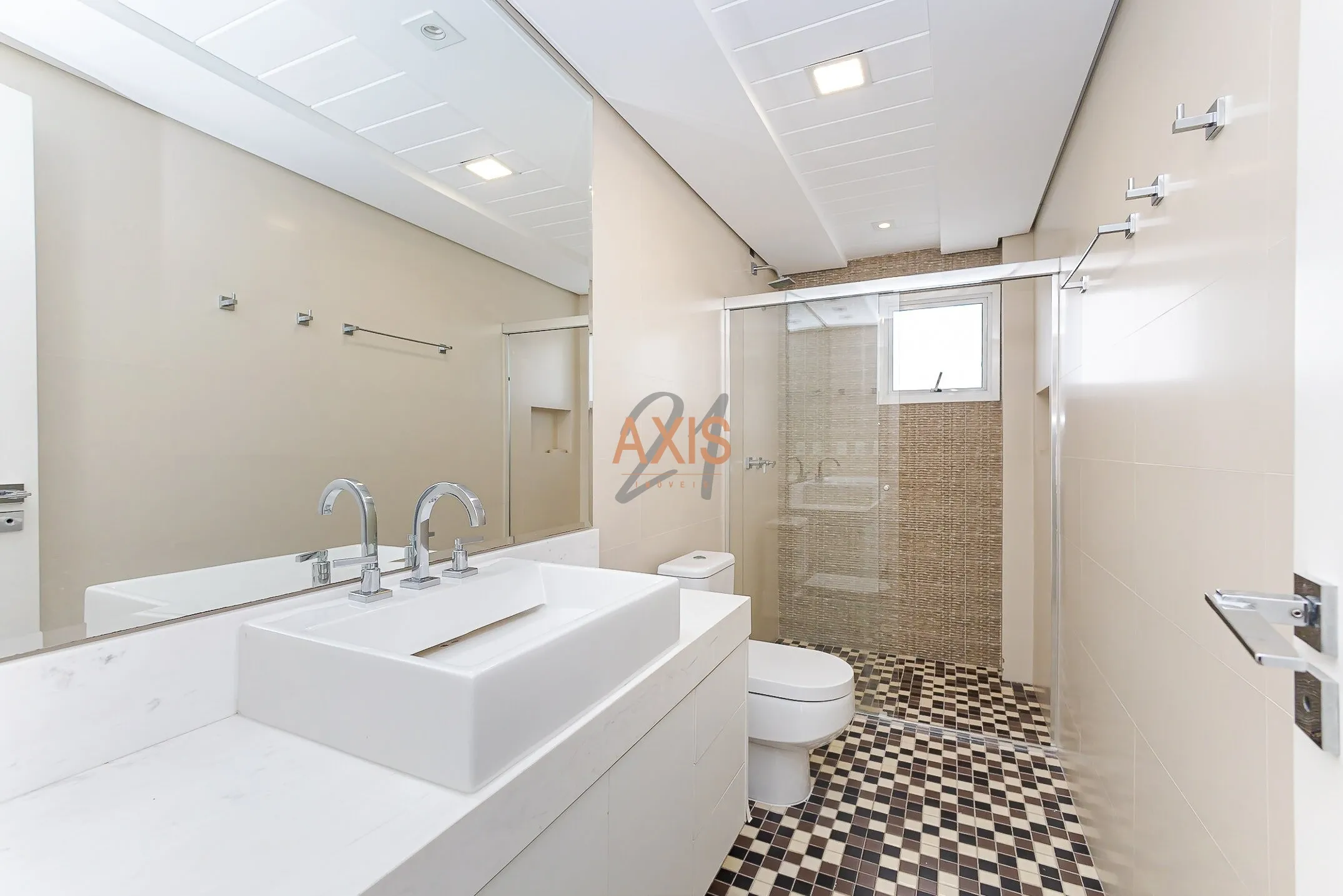 Casa de 5 Suítes à Venda na Rua Francisco Castellano | Jardim das Américas Curitiba — foto 25