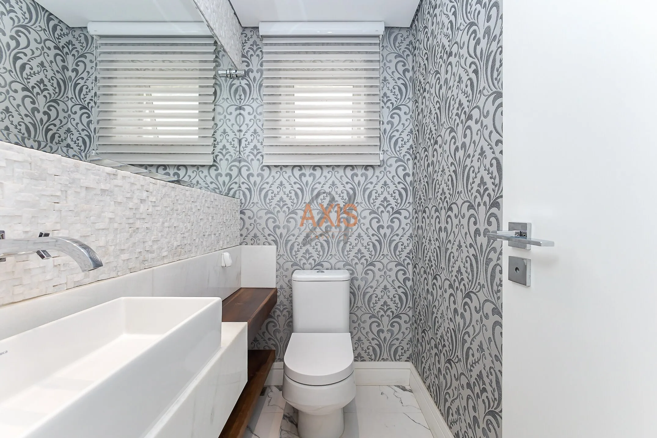 Casa de 5 Suítes à Venda na Rua Francisco Castellano | Jardim das Américas Curitiba — foto 15
