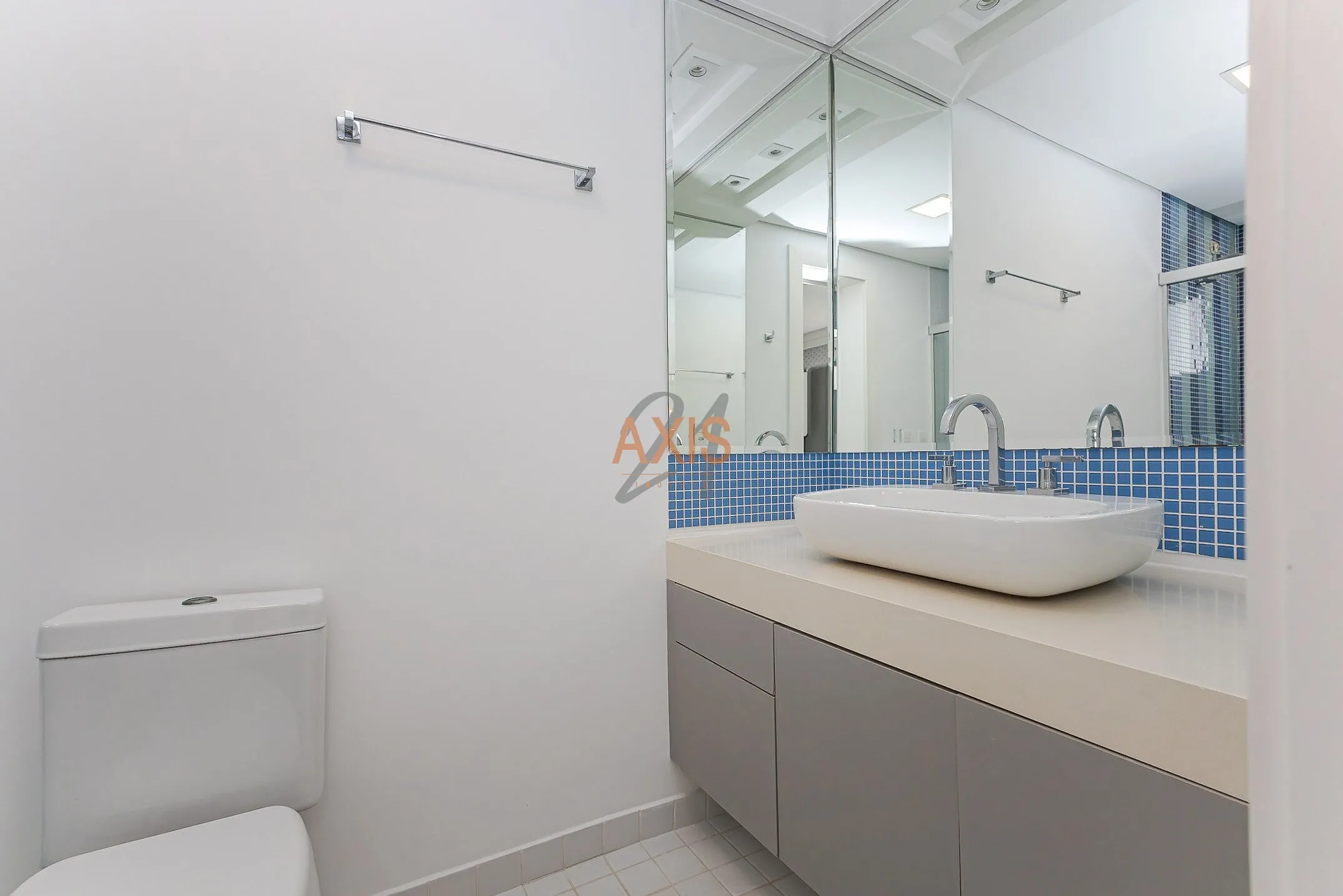 Casa de 5 Suítes à Venda na Rua Francisco Castellano | Jardim das Américas Curitiba — foto 28