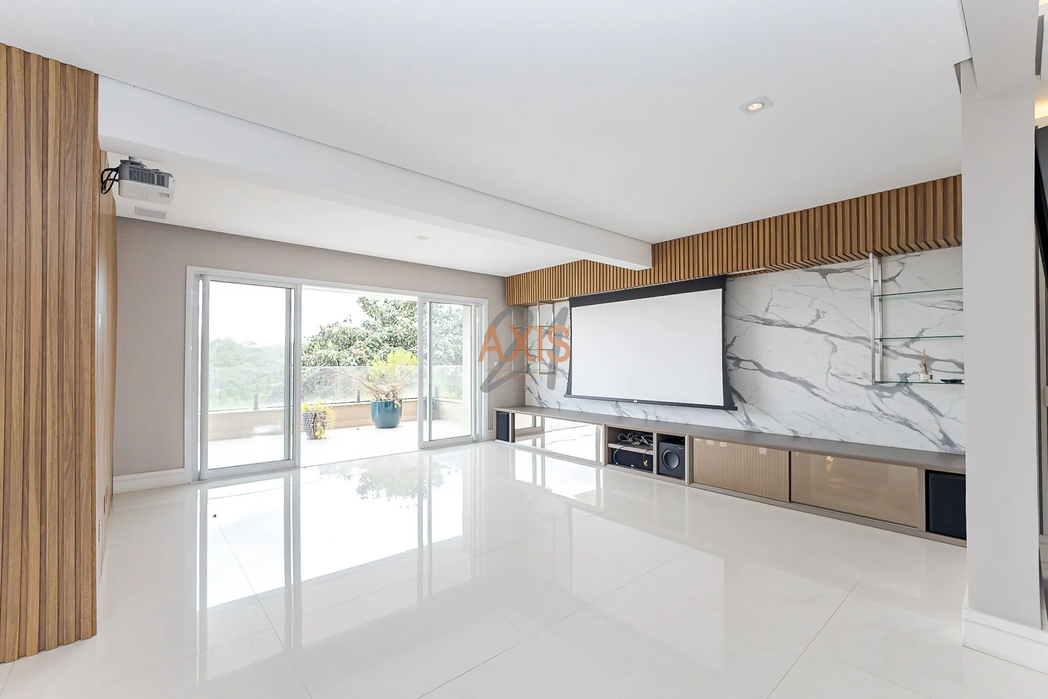 Casa de 5 Suítes à Venda na Rua Francisco Castellano | Jardim das Américas Curitiba — foto 11