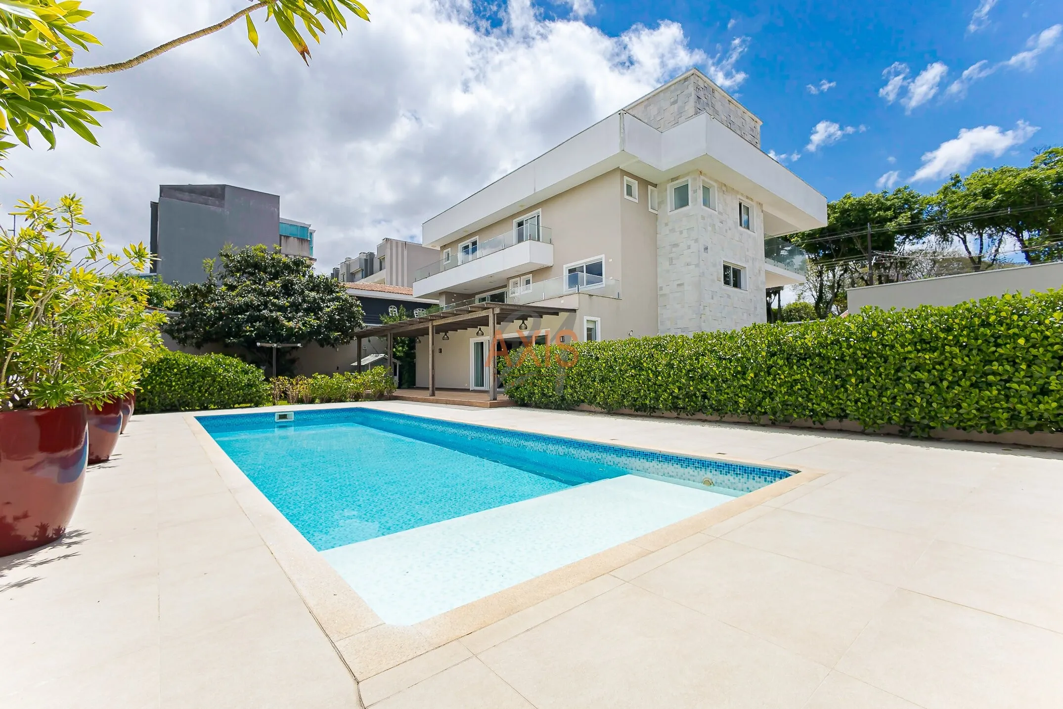Casa de 5 Suítes à Venda na Rua Francisco Castellano | Jardim das Américas Curitiba — foto 9