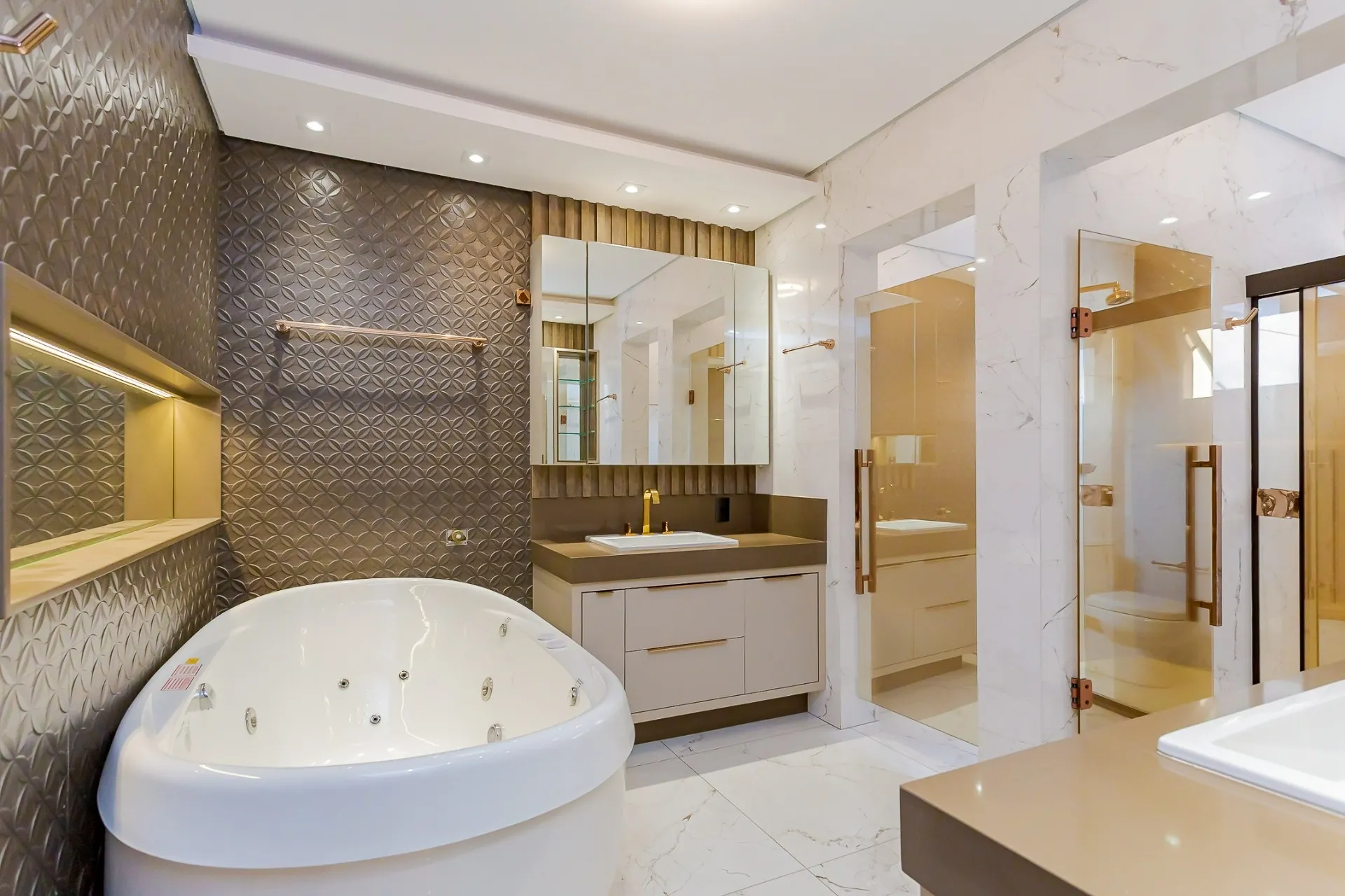 Casa de 4 Quartos à Venda na Rua Ângelo Pianaro | Santa Felicidade Curitiba — foto 23