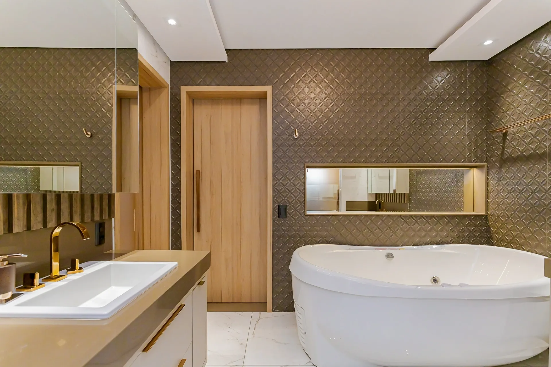 Casa de 4 Quartos à Venda na Rua Ângelo Pianaro | Santa Felicidade Curitiba — foto 25