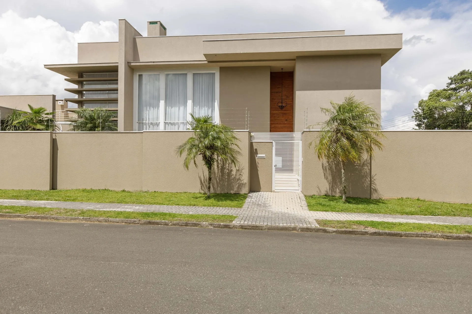Casa de 4 Suítes à Venda na Rua Doutor Waldyr  Obayashui | Santa Felicidade Curitiba — foto 35