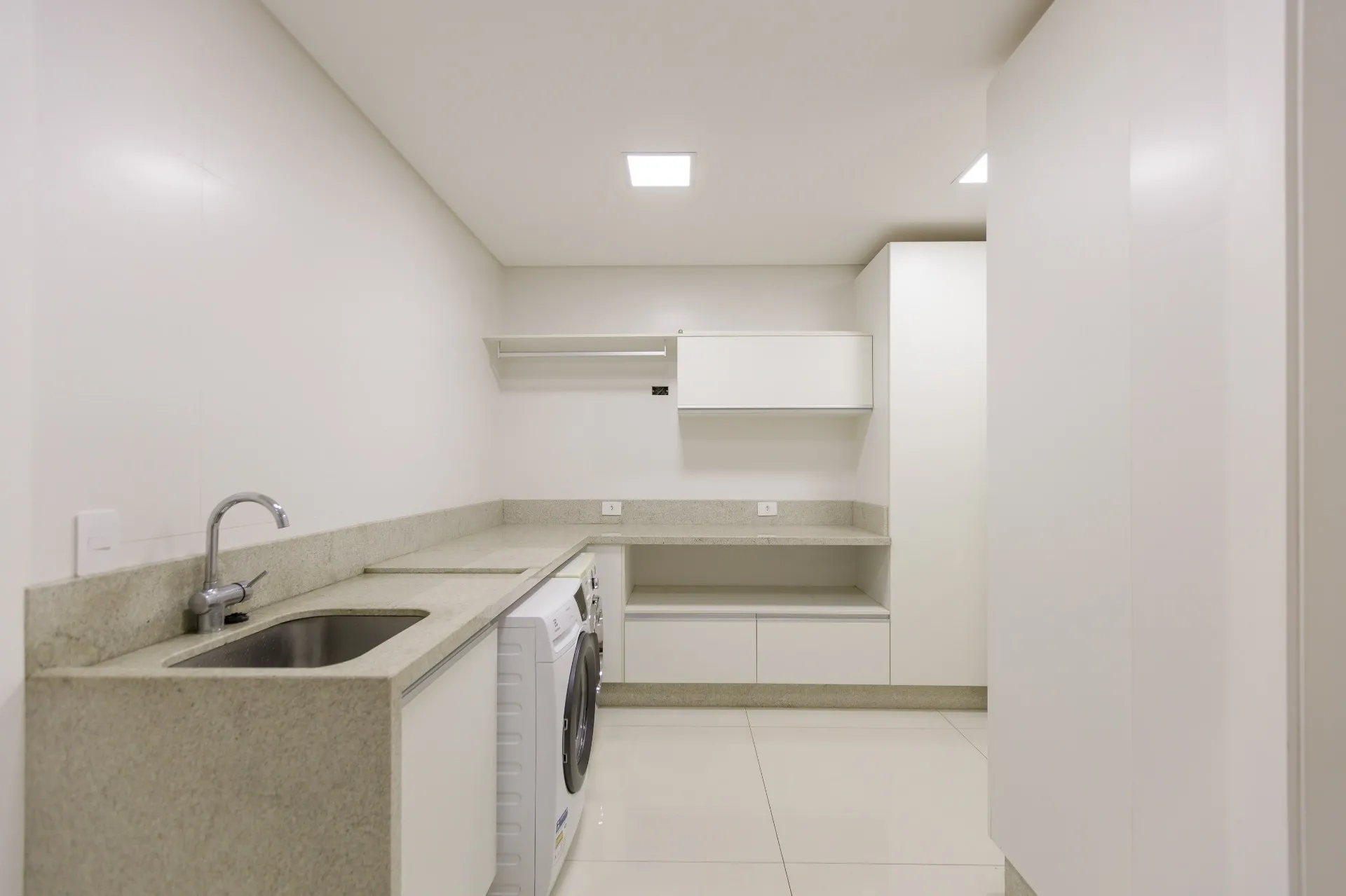 Casa de 4 Suítes à Venda na Rua Doutor Waldyr  Obayashui | Santa Felicidade Curitiba — foto 33