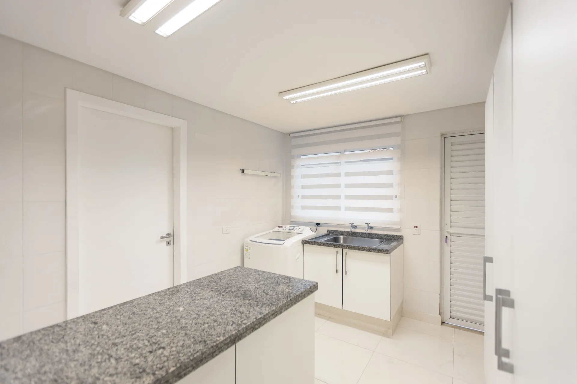 Casa de 4 Suítes à Venda na Rua Rosa Trevisan | Santa Felicidade Curitiba — foto 38