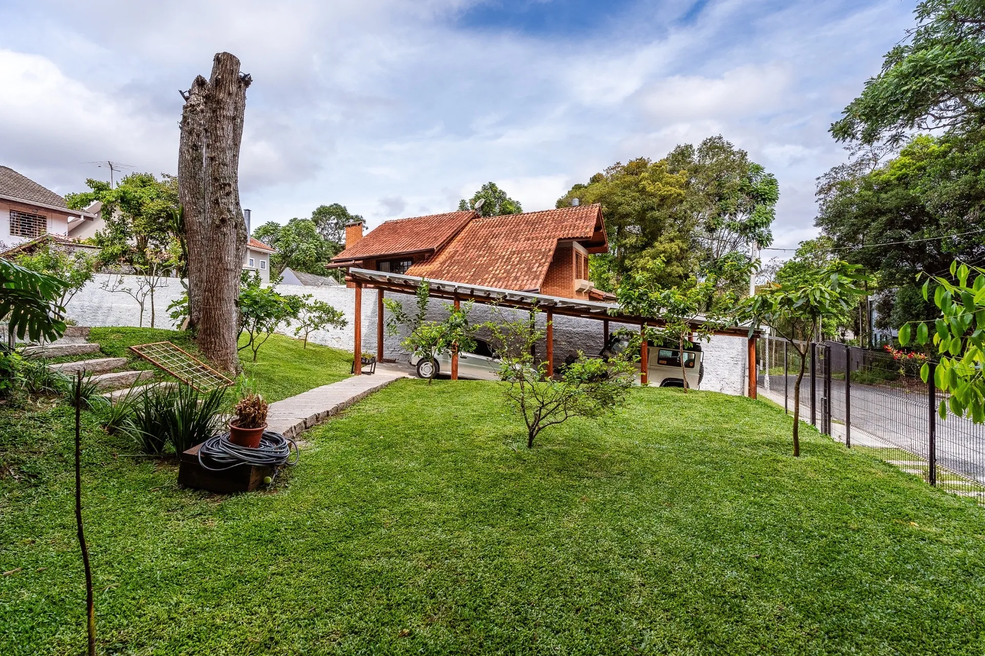 Casa de 4 Quartos à Venda na Rua do Marfim | Barreirinha  Curitiba — foto 16