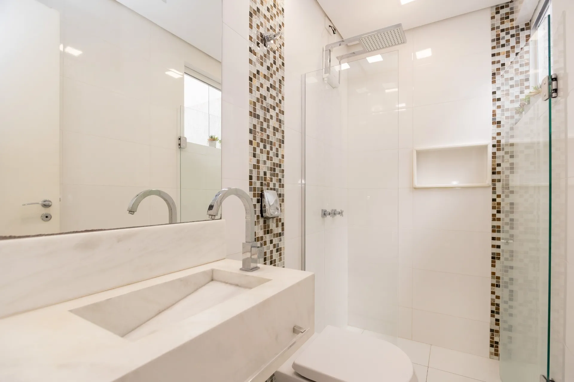 Casa de 3 Quartos à Venda na Rua Governador Jorge Lacerda | Guabirotuba Curitiba — foto 17