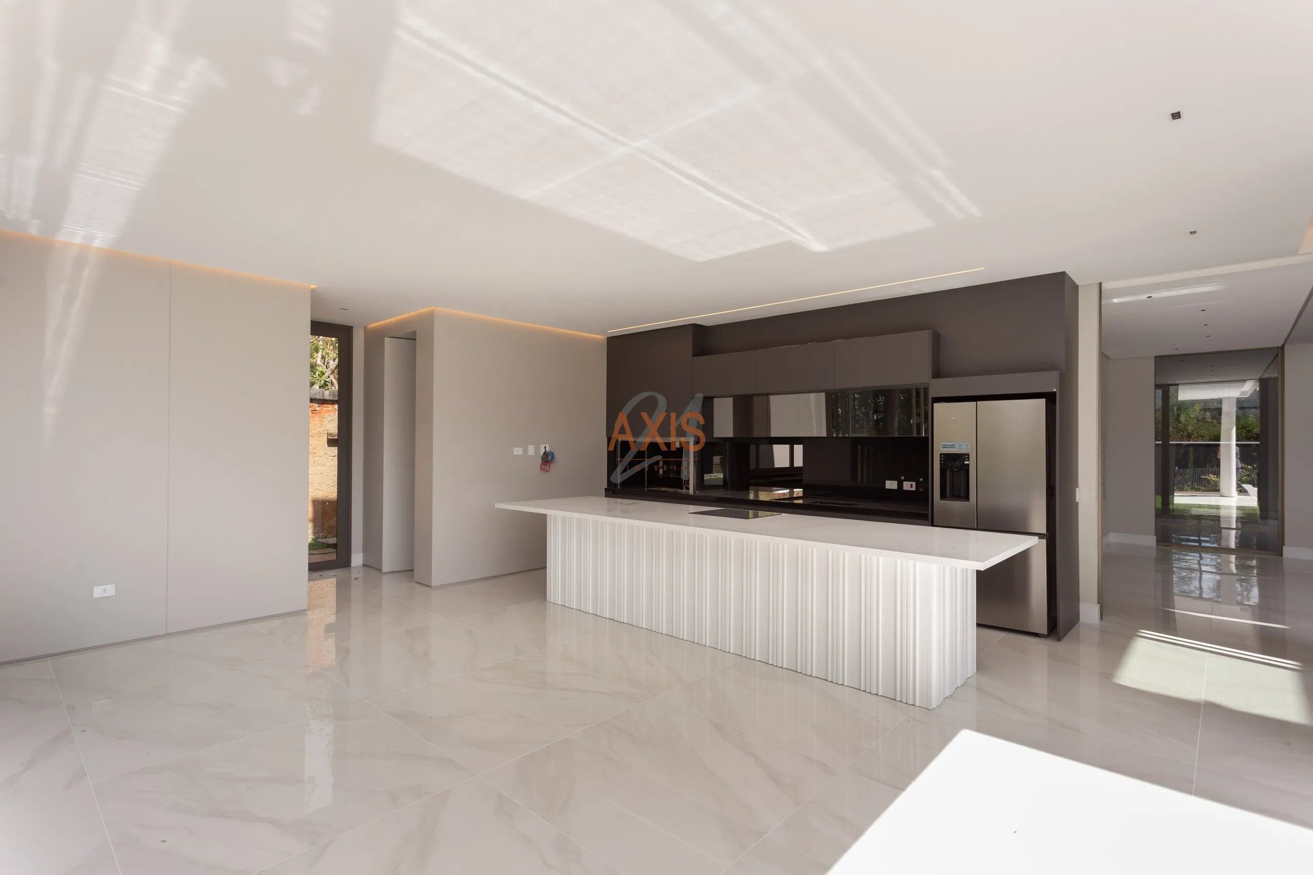 Casa de 5 Suítes á Venda no Condomínio  Dallabona Uno | Orleans  Curitiba — foto 6