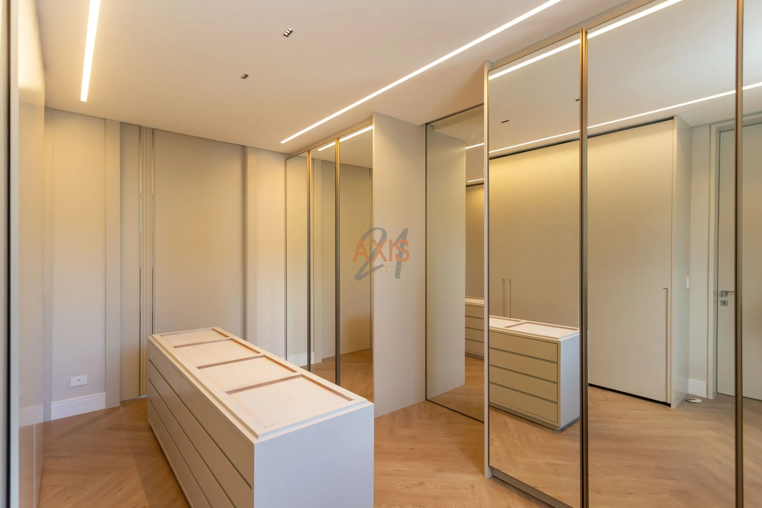 Casa de 5 Suítes á Venda no Condomínio  Dallabona Uno | Orleans  Curitiba — foto 18