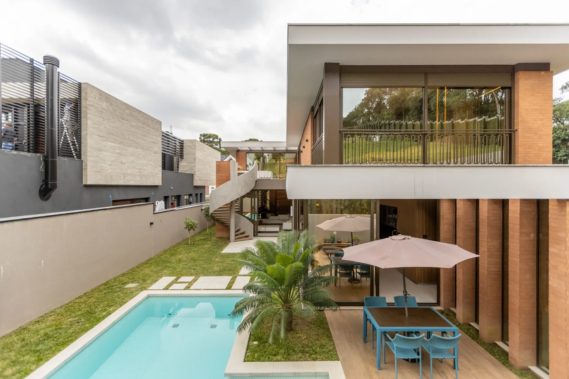 Casa de 4 Suítes à Venda no Condomínio Reserva Natural Portofino |  Santa Felicidade  Curitiba — foto 35