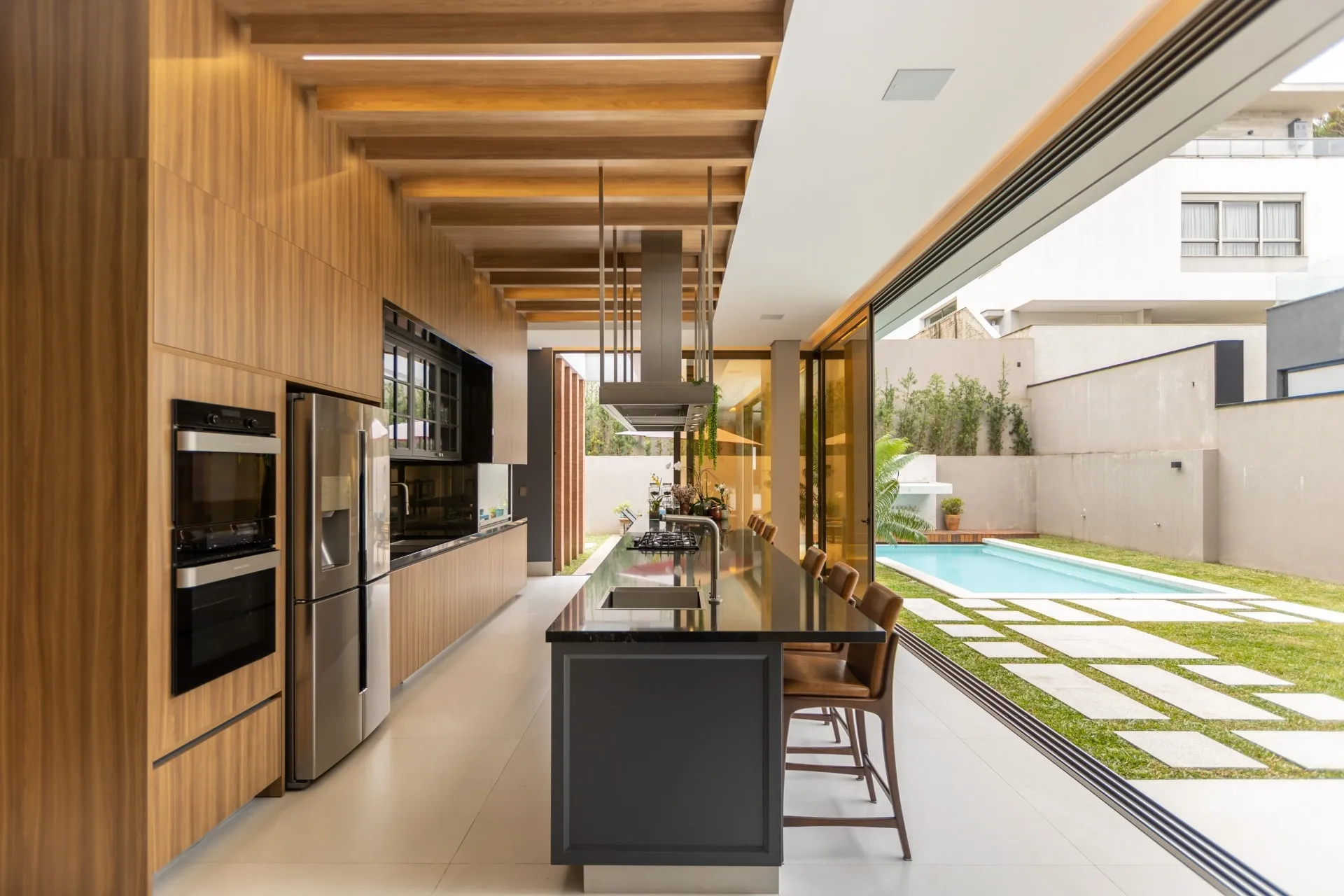 Casa de 4 Suítes à Venda no Condomínio Reserva Natural Portofino |  Santa Felicidade  Curitiba — foto 18