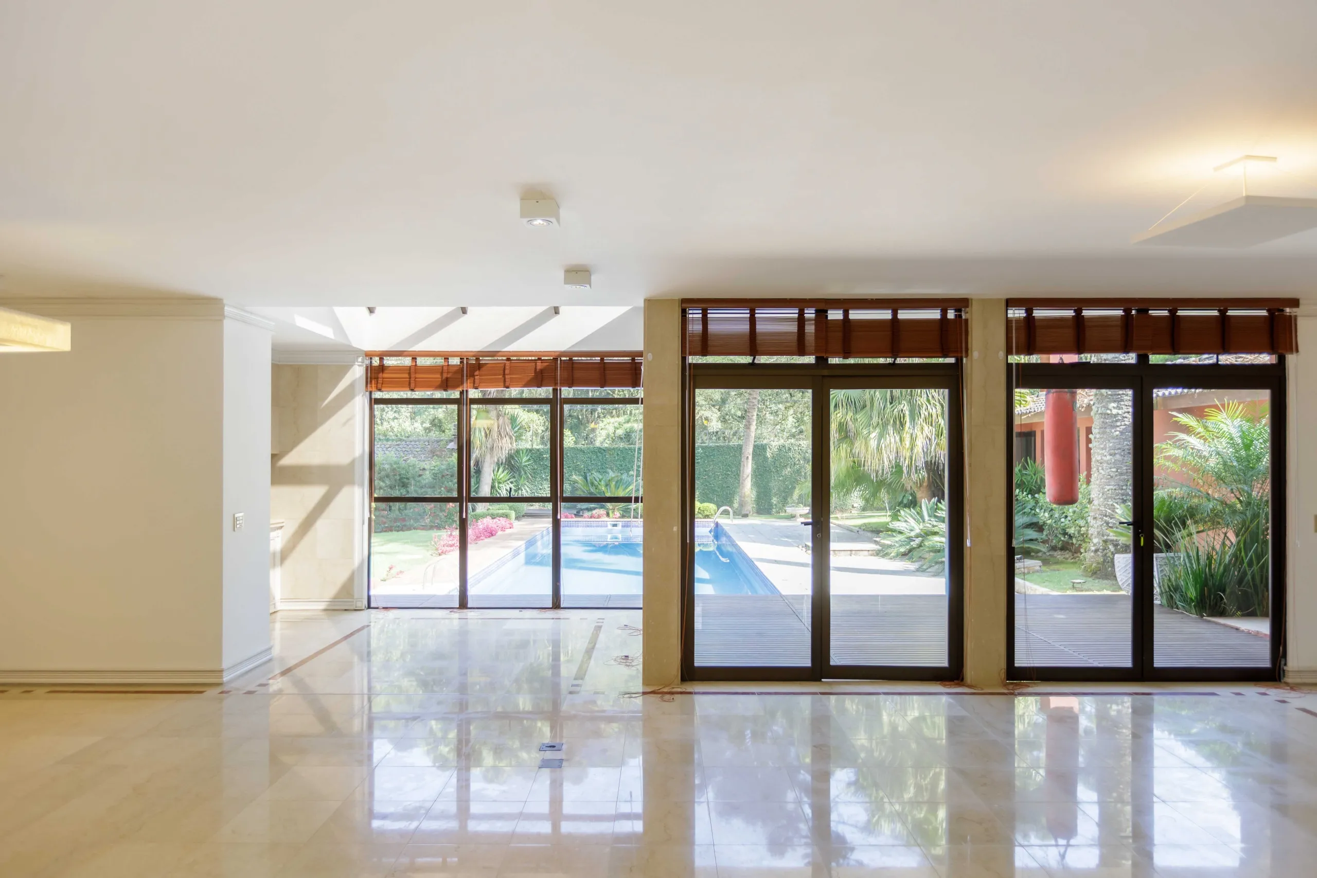 Casa  de 4 Suítes à Venda no Condomínio Village Saint Moritz |  Santa Felicidade  Curitiba — foto 14