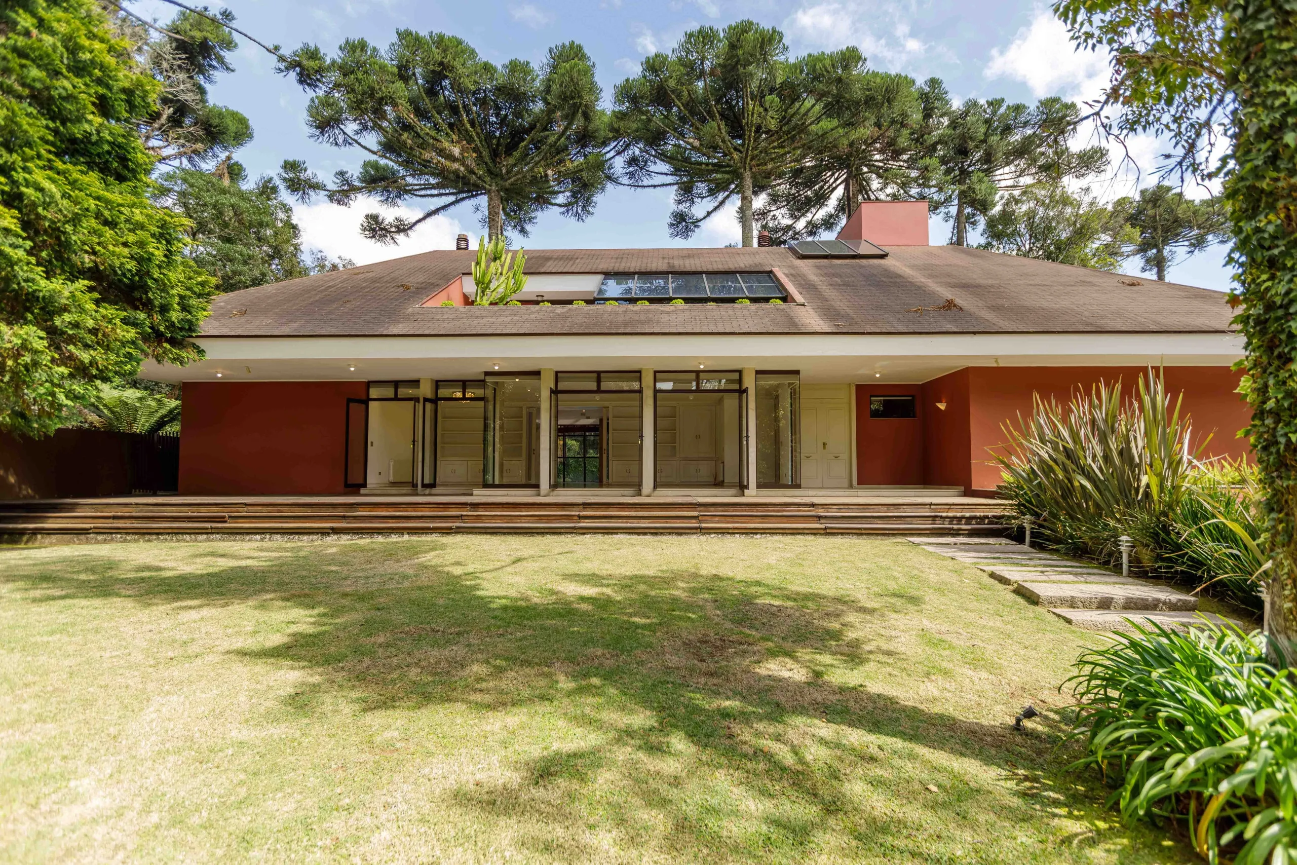 Casa  de 4 Suítes à Venda no Condomínio Village Saint Moritz |  Santa Felicidade  Curitiba — foto 5
