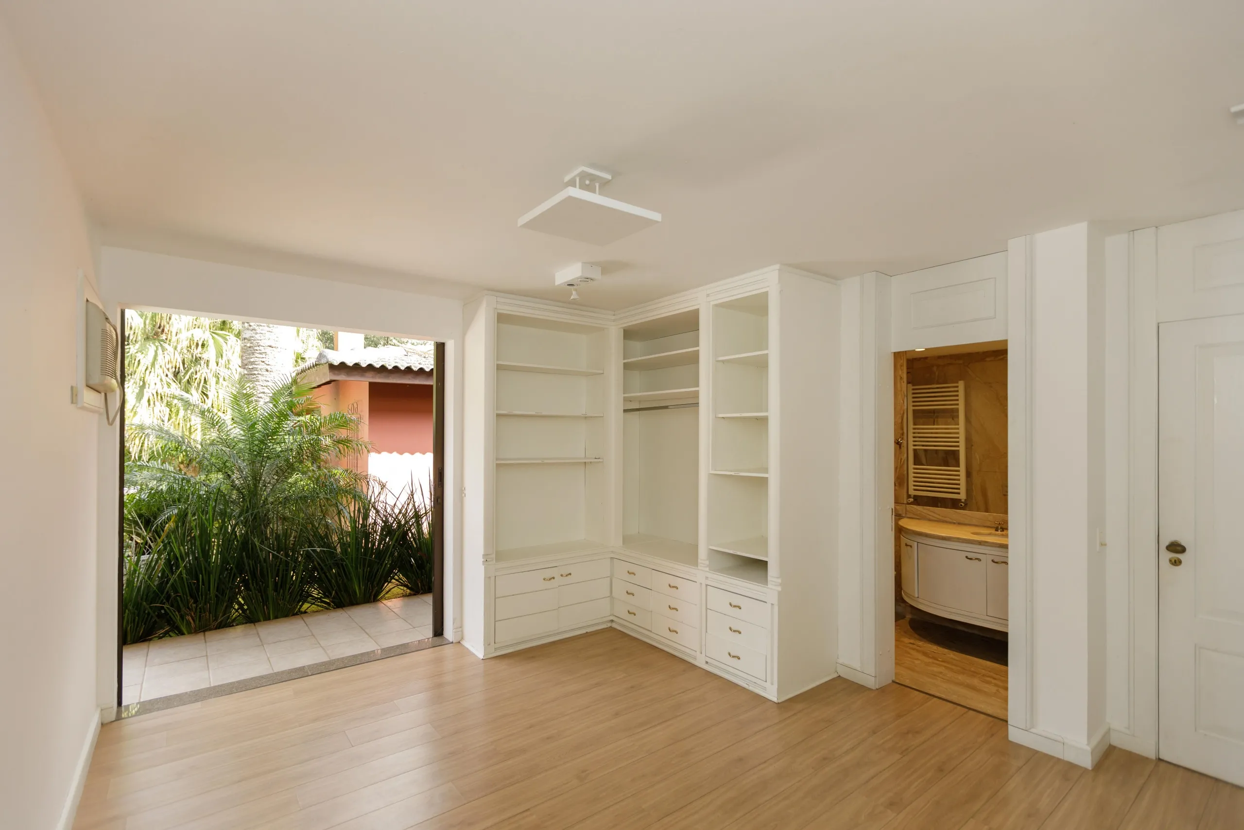 Casa  de 4 Suítes à Venda no Condomínio Village Saint Moritz |  Santa Felicidade  Curitiba — foto 46
