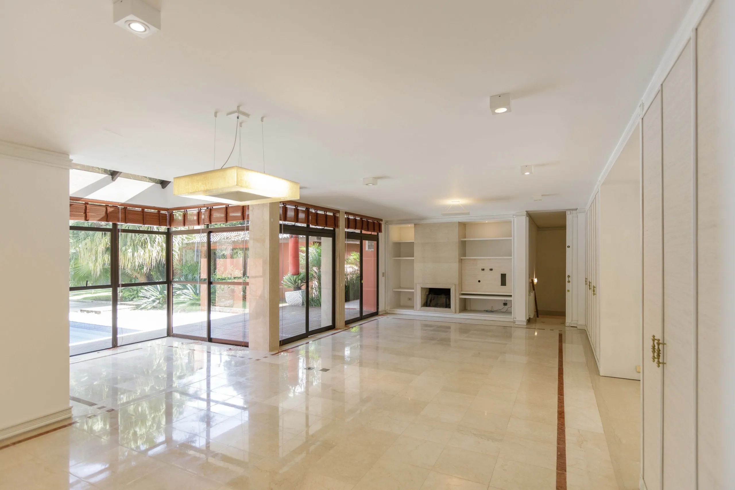 Casa  de 4 Suítes à Venda no Condomínio Village Saint Moritz |  Santa Felicidade  Curitiba — foto 10