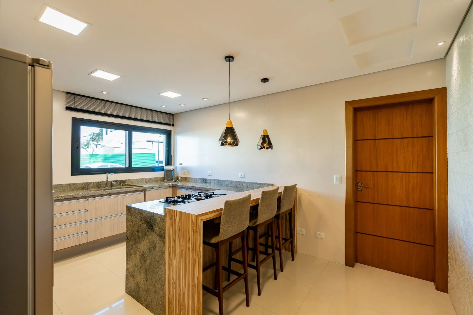 Casa de 4 Suítes à Venda no Condomínio Jardim das Américas | Curitiba — foto 14