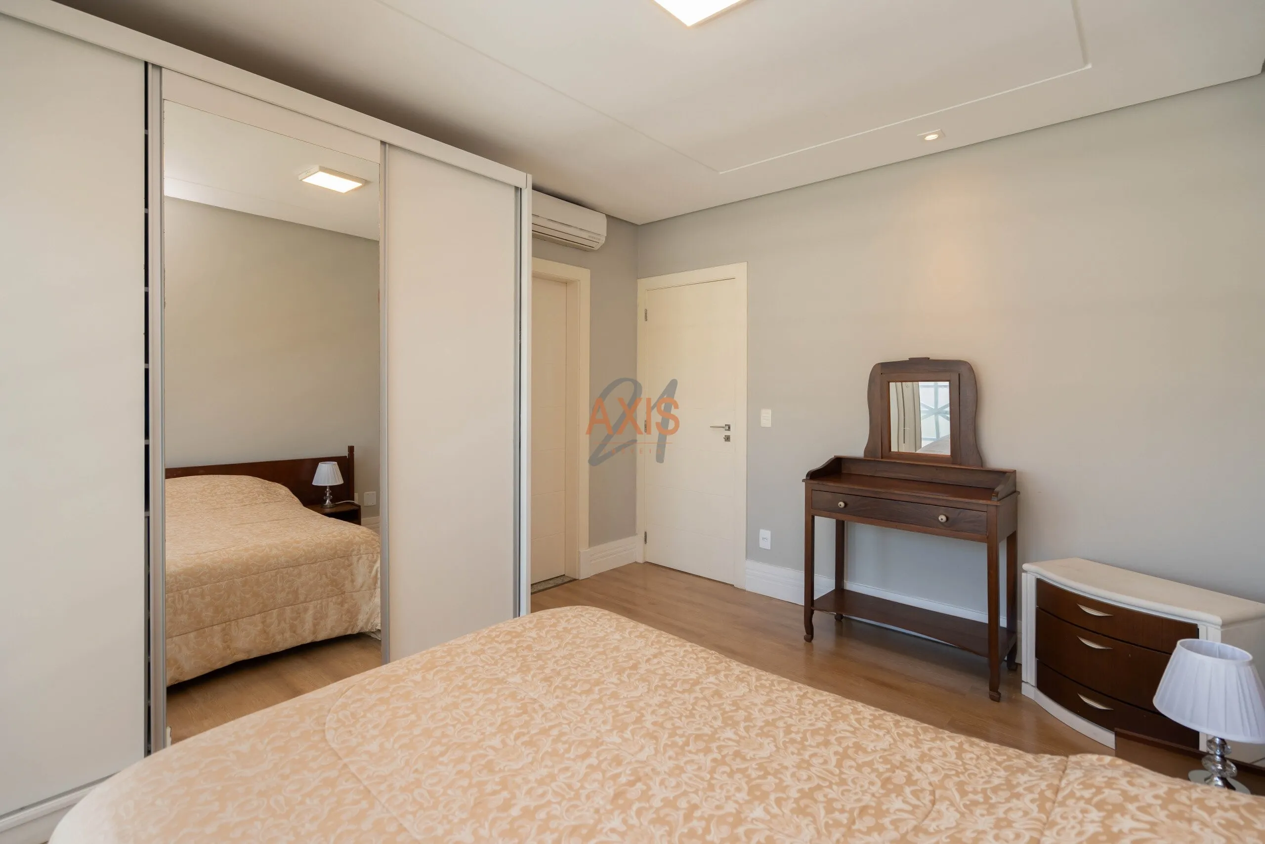 Casa de 4 Suítes à Venda no Green Valley Condominium | Santa Felicidade  Curitiba — foto 47